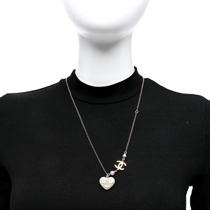 Chanel Resin Crystal CC Heart Necklace Pearly White Gold 2 of 5