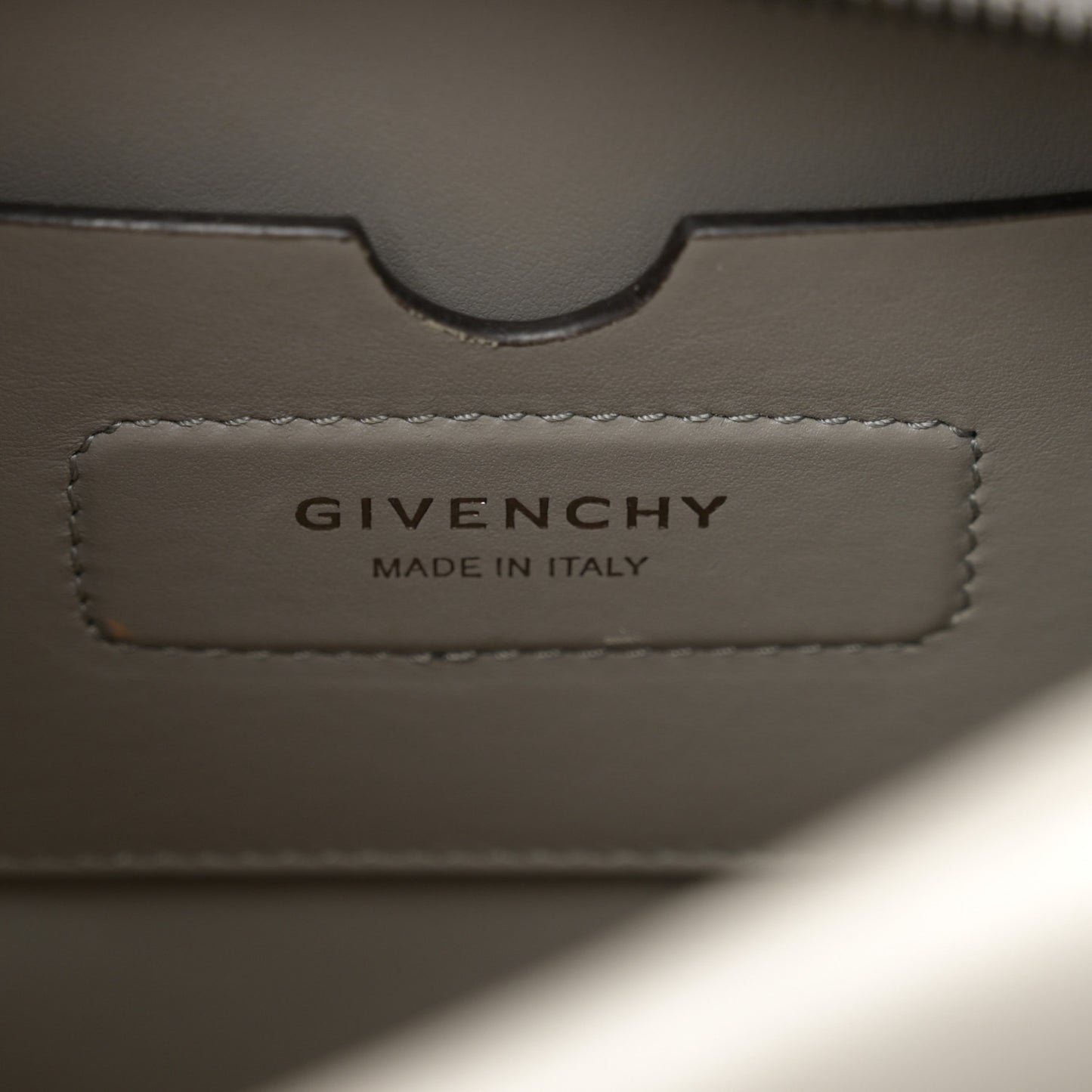 Calfskin Small Soft Antigona Pearl Grey