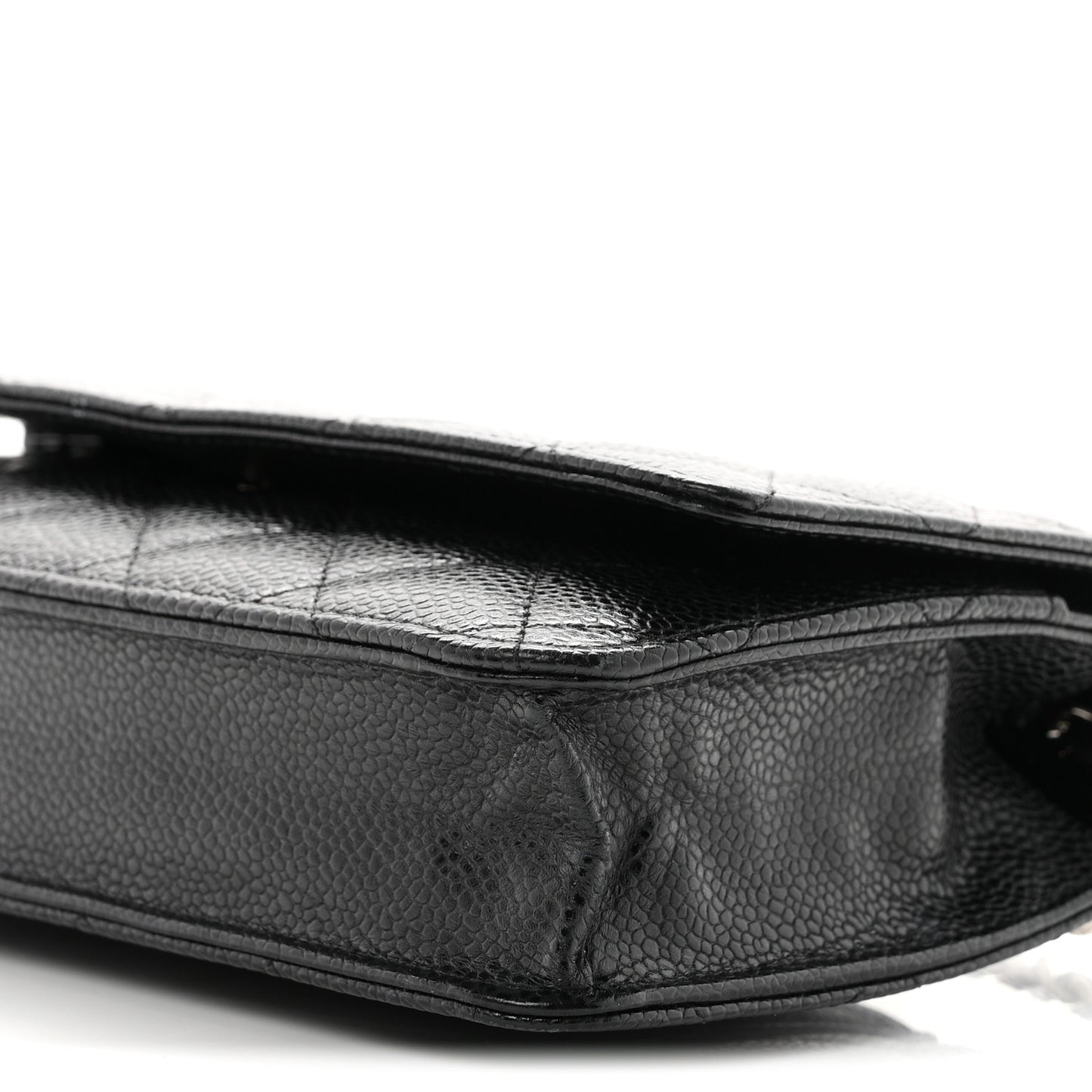 Caviar Quilted Wallet on Chain WOC Black
