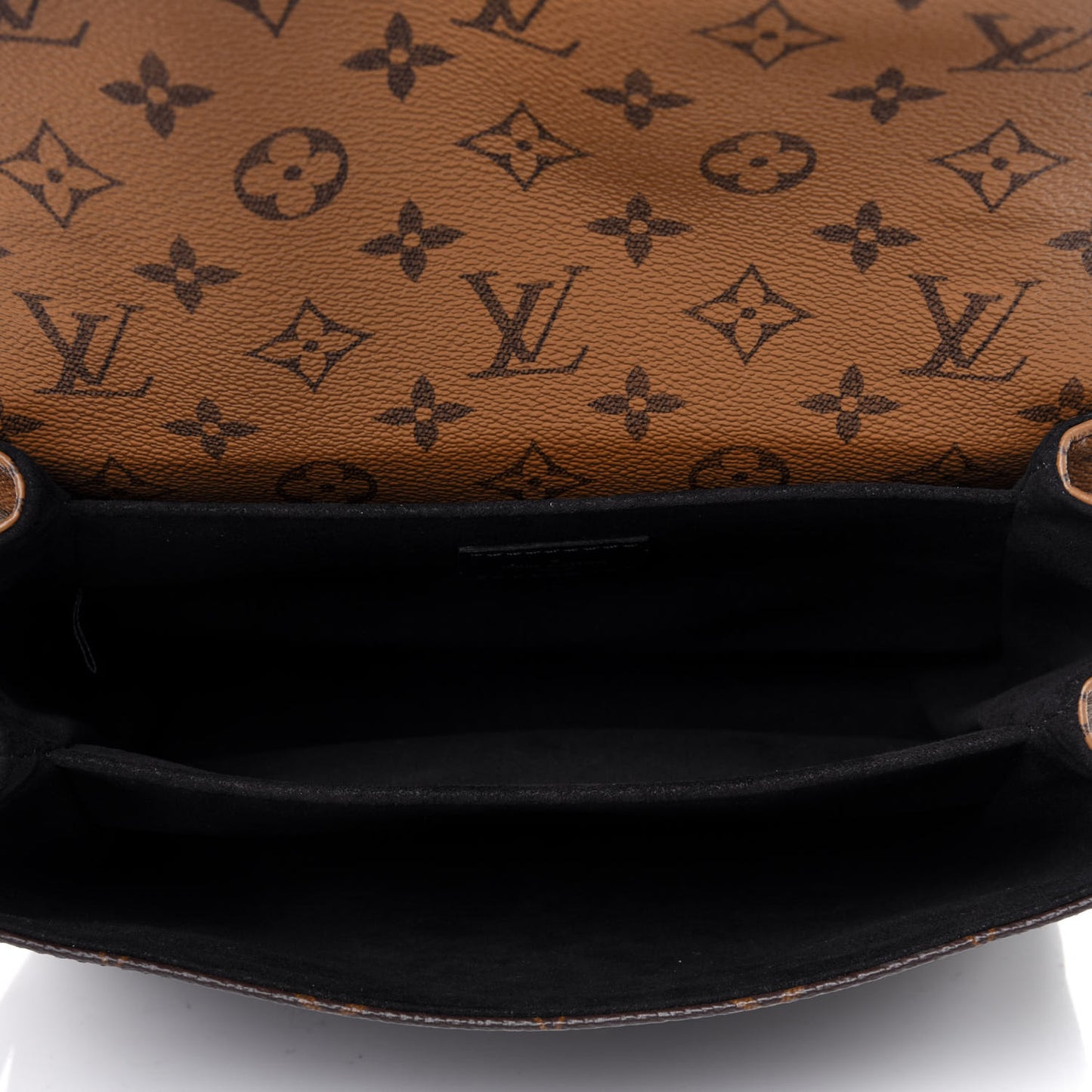 Reverse Monogram Pochette Metis