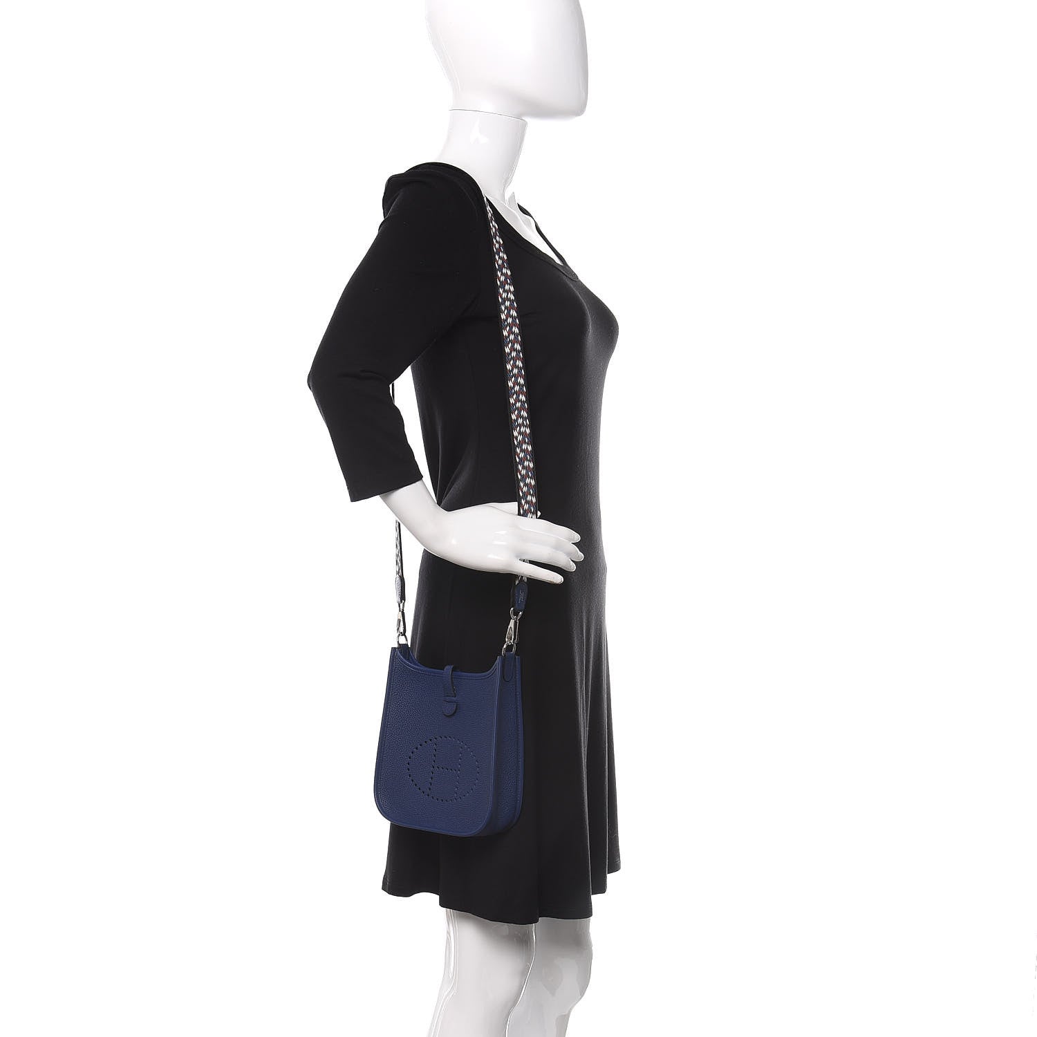 Hermes Taurillon Maurice Zigzag Evelyne TPM Bleu Saphir Bleu Zellige Indigo Black 2 of 11