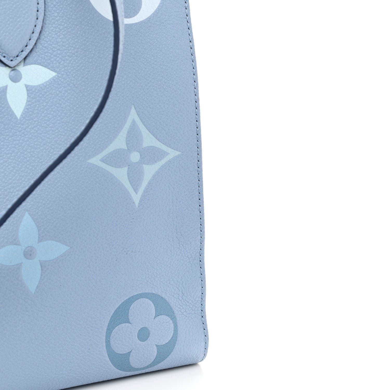 Louis Vuitton Empreinte Monogram Giant By The Pool Onthego MM Summer Blue 13 of 13