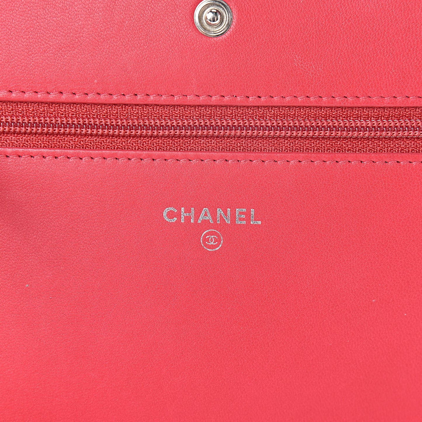 Goatskin Quilted Diamond CC Wallet On Chain WOC Red