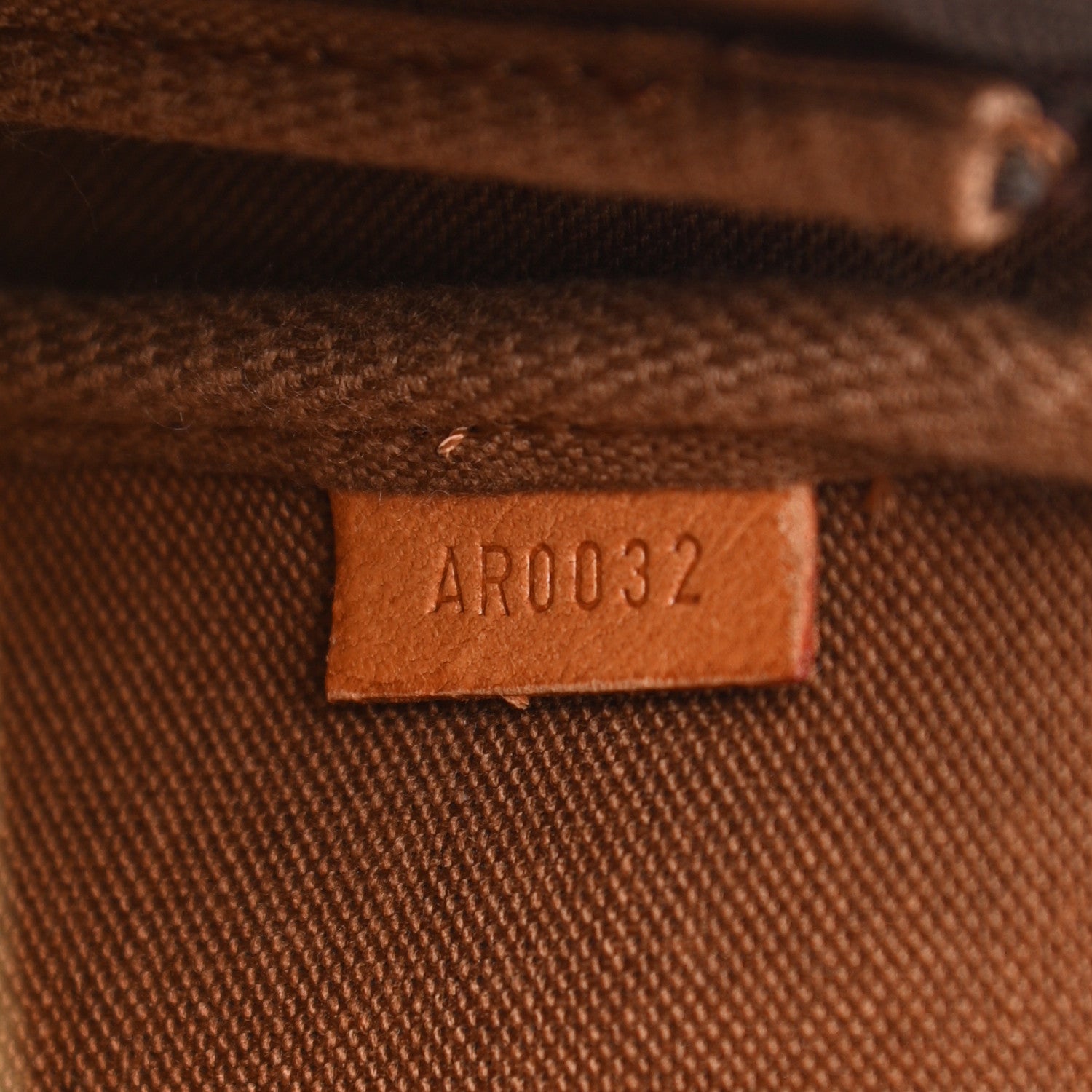 Louis Vuitton Monogram Pochette Accessories 7 of 9