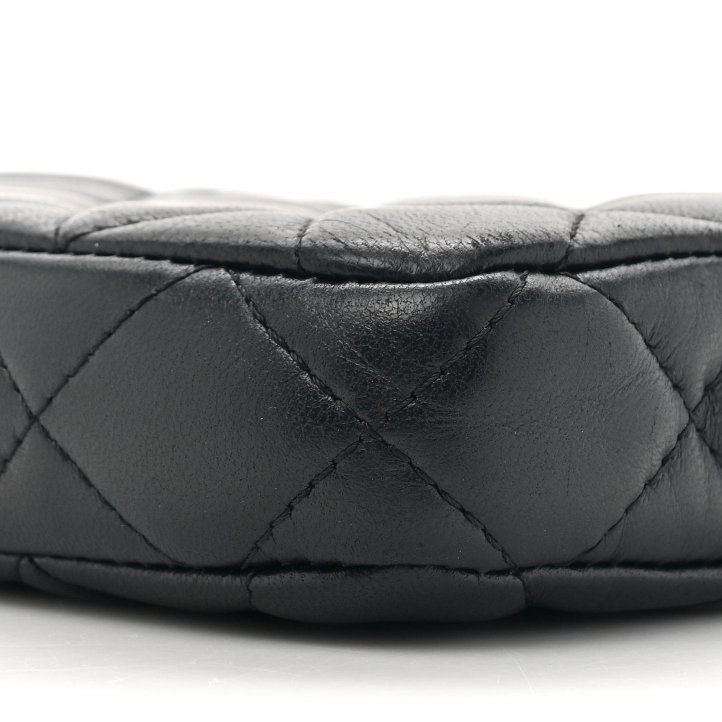 Lambskin Quilted Small Clutch With Chain Black