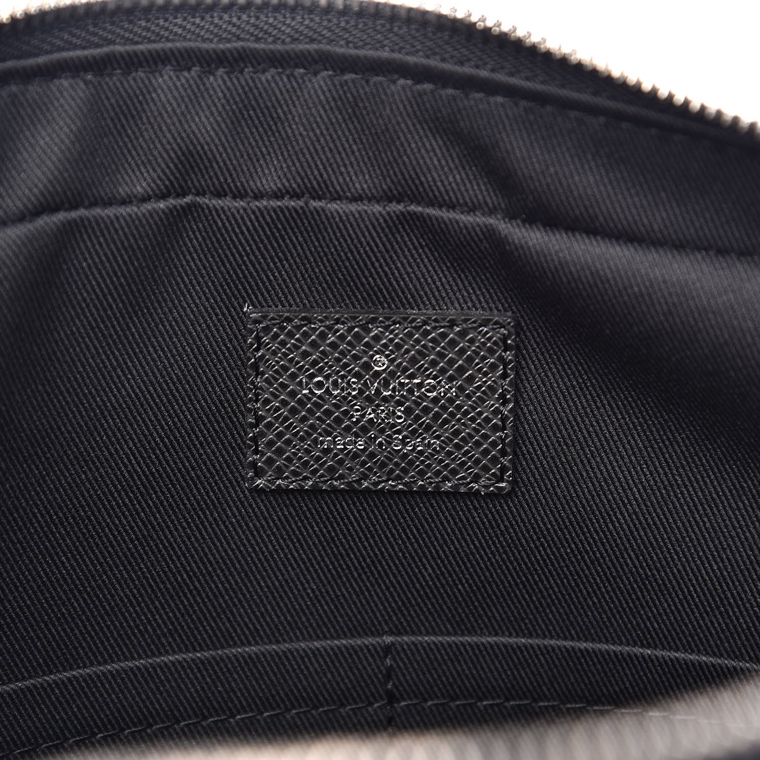 Louis Vuitton Taiga Anton Messenger PM Ardoise 6 of 10