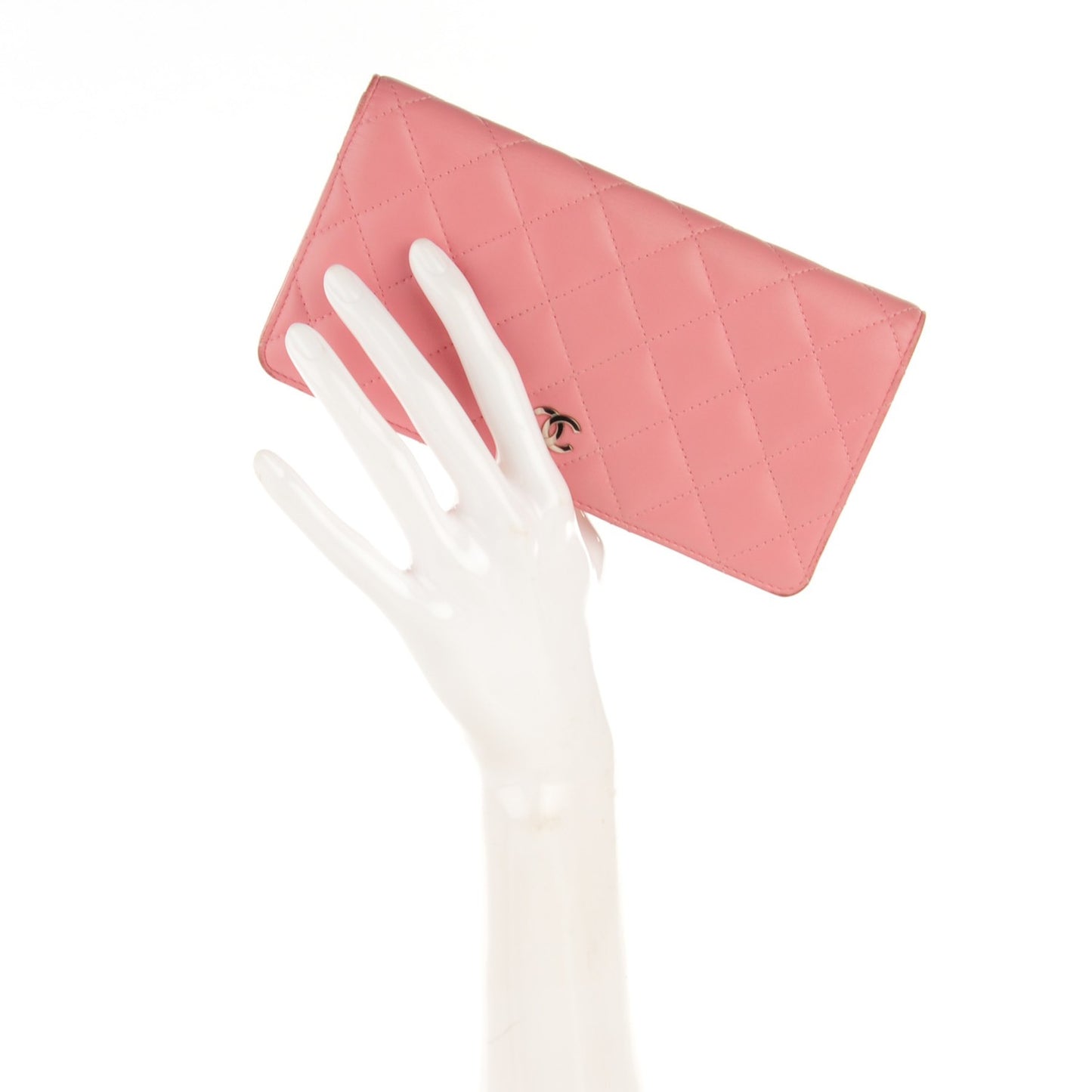 Lambskin Quilted Yen Wallet Rose
