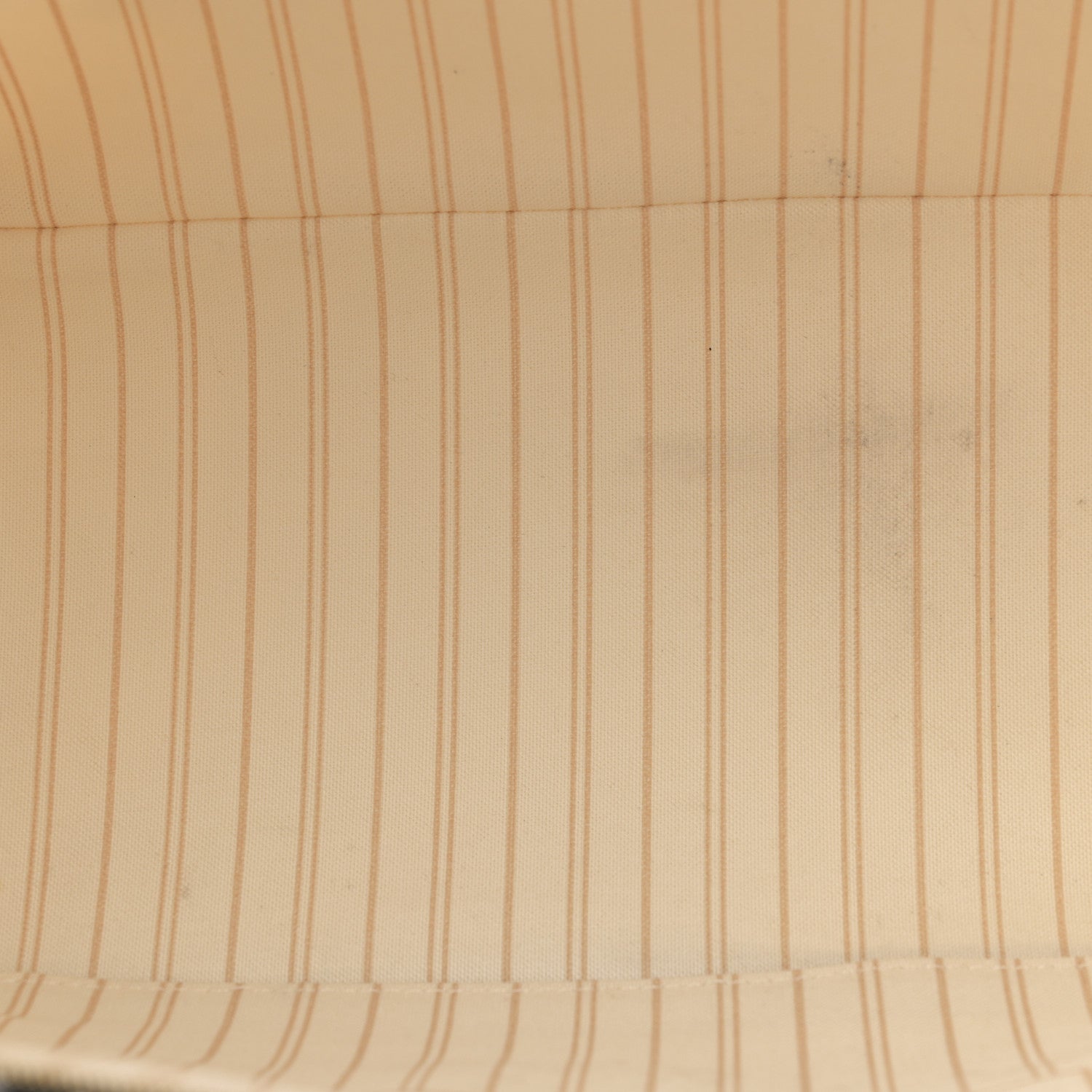 Louis Vuitton Monogram Giant Jungle Neverfull MM Ivory 6 of 13