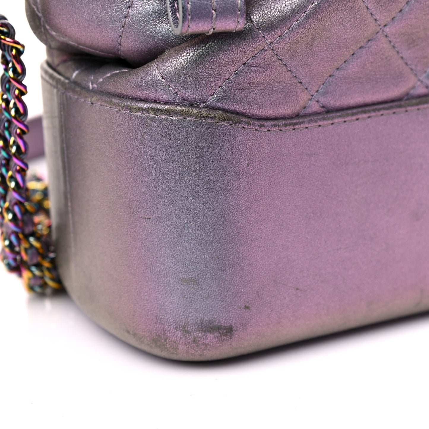 Iridescent Lambskin Calfskin Quilted Medium Gabrielle Hobo Light Purple