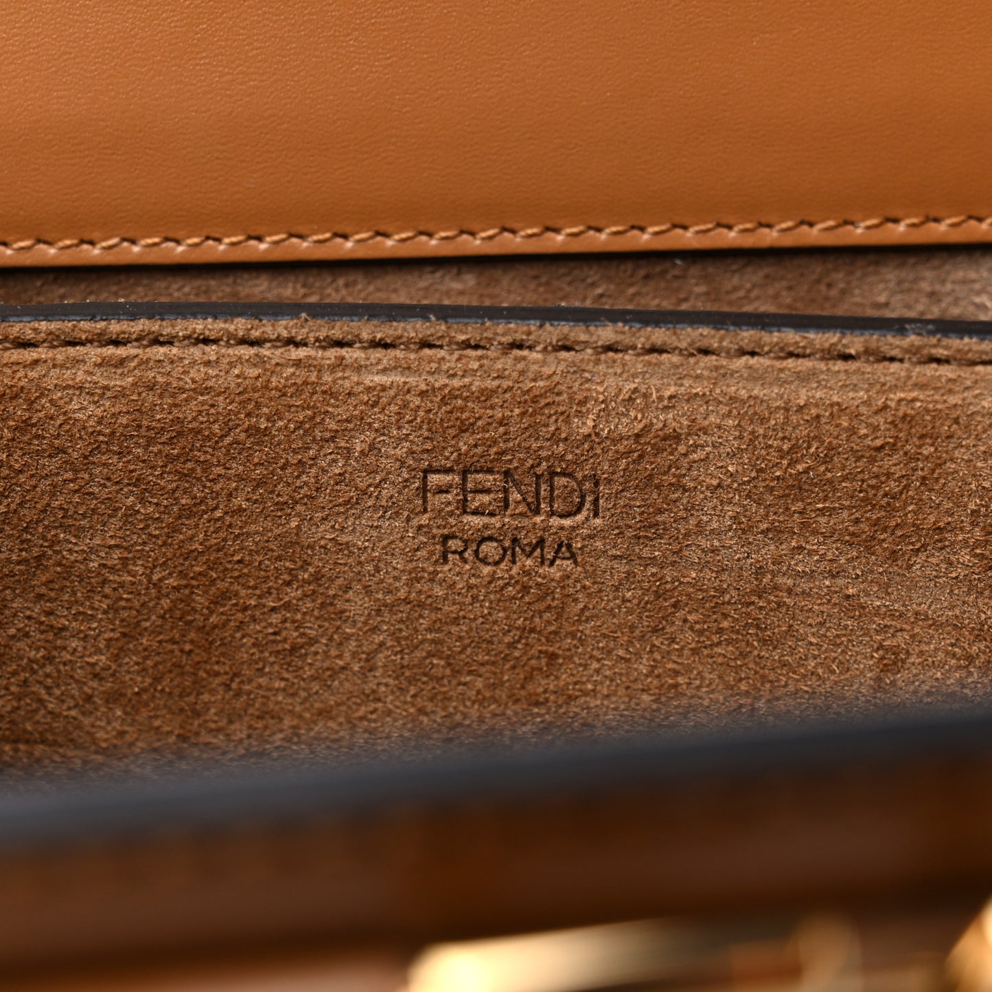 Vitello King Luxor Fendi Touch Shoulder Bag Caramello