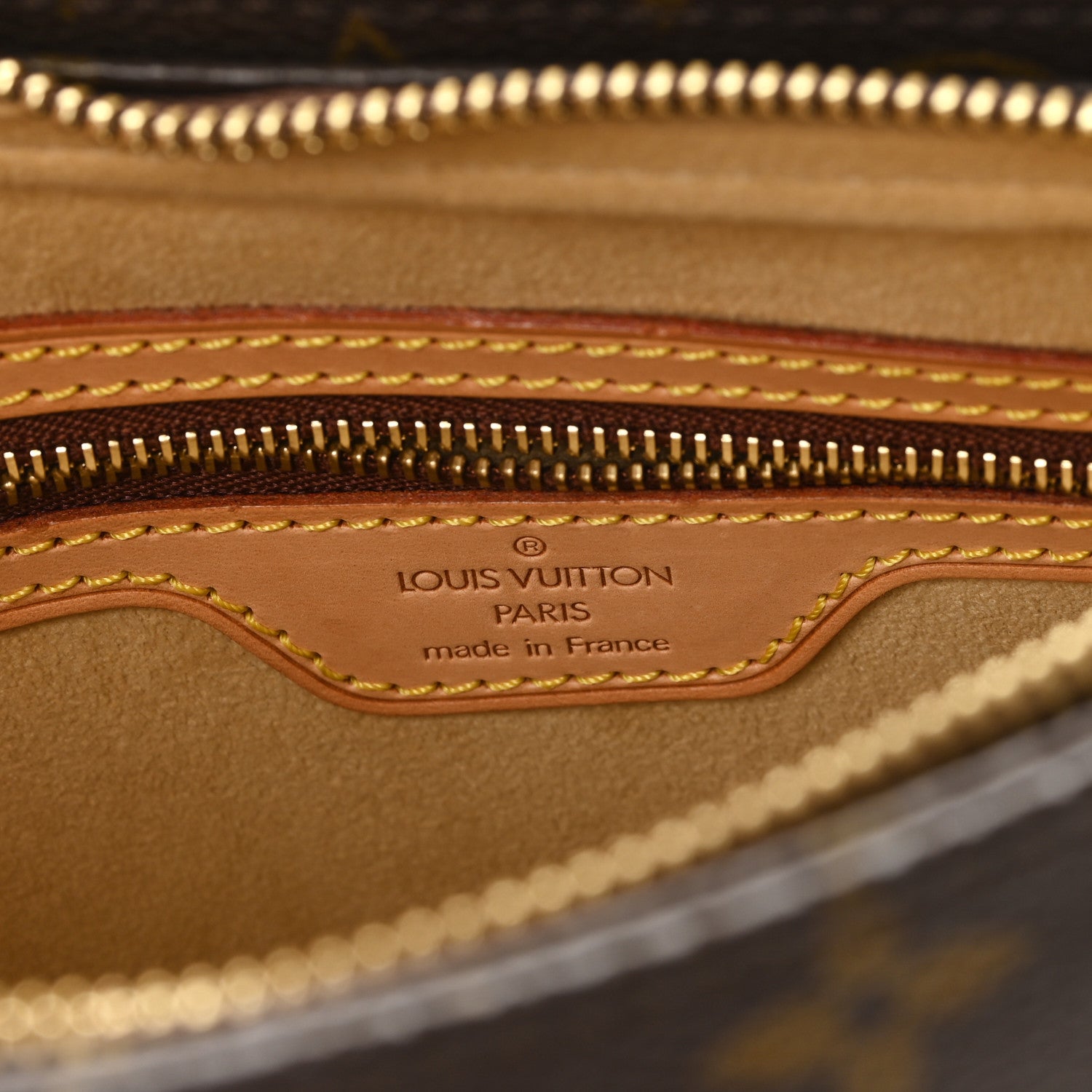 Louis Vuitton Monogram Looping MM 6 of 9