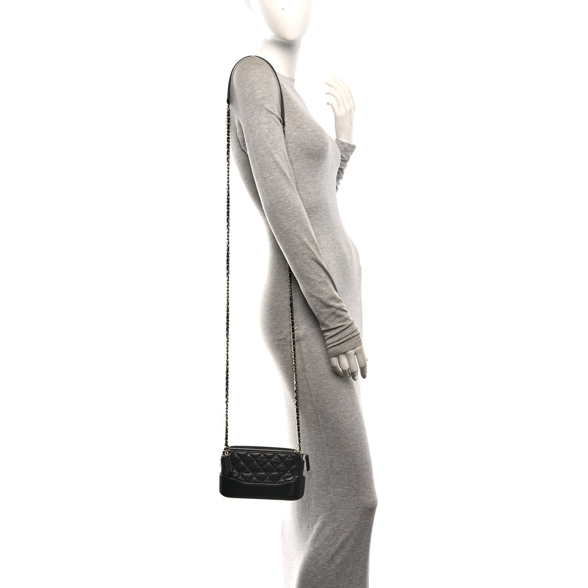 Aged Calfskin Quilted Small Gabrielle Clutch With Chain Black