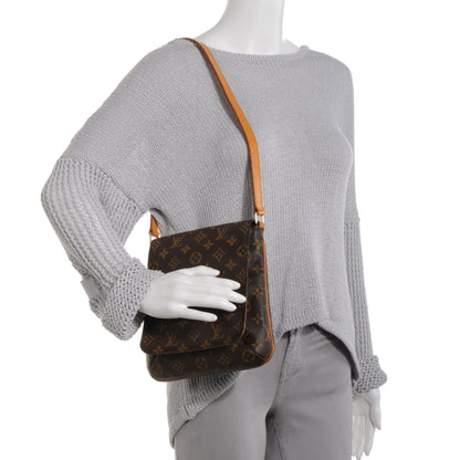 Louis Vuitton Monogram Musette Salsa 2 of 7