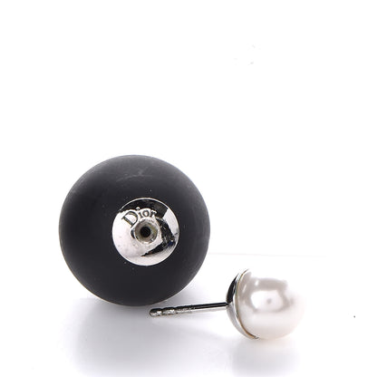 Christian Dior Mise En Dior Tribal Earrings Matte Black Pearl 3 of 4