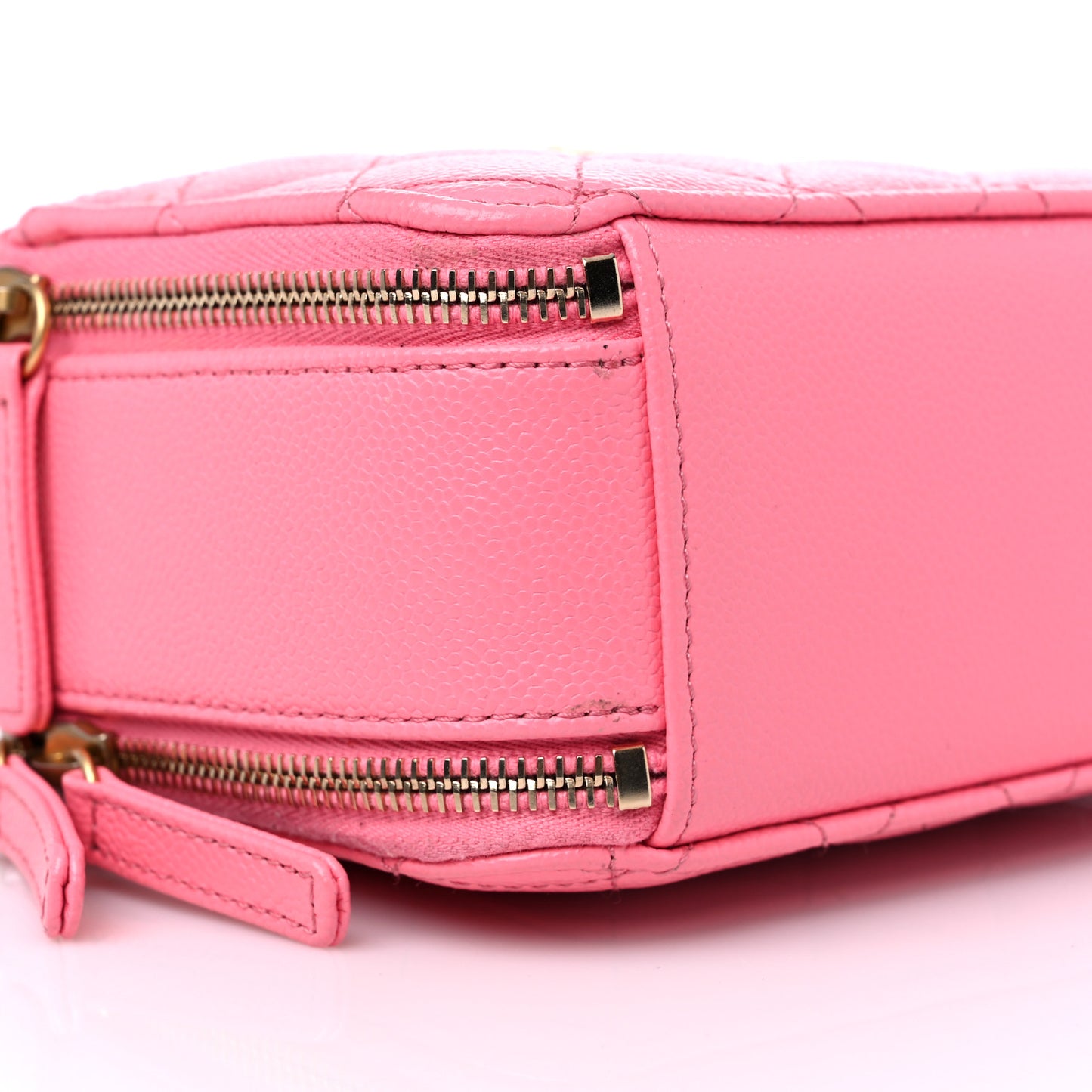 Caviar Quilted Pick Me Up Mini Vanity Case