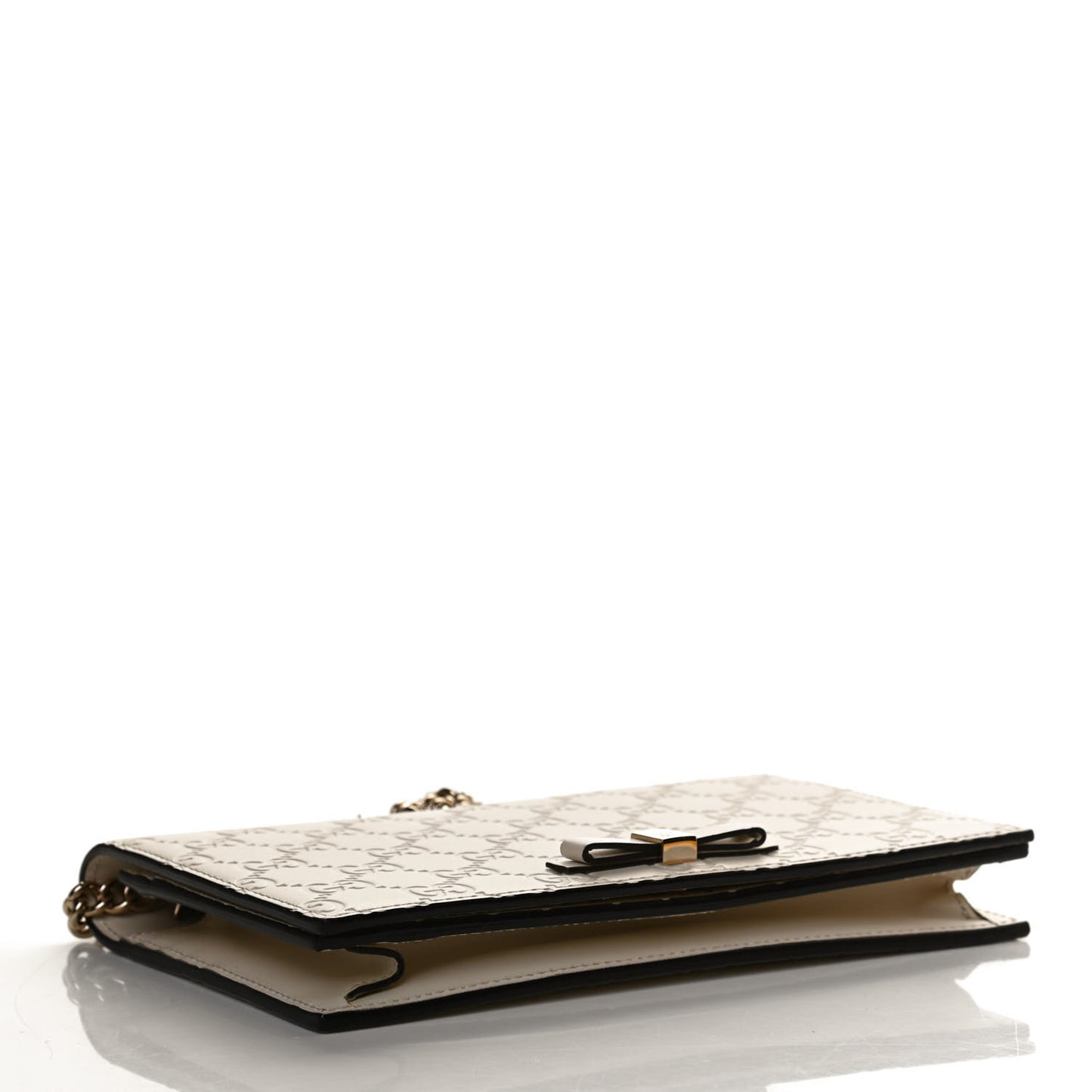 Guccissima Signature Bowy Chain Wallet Mystic White