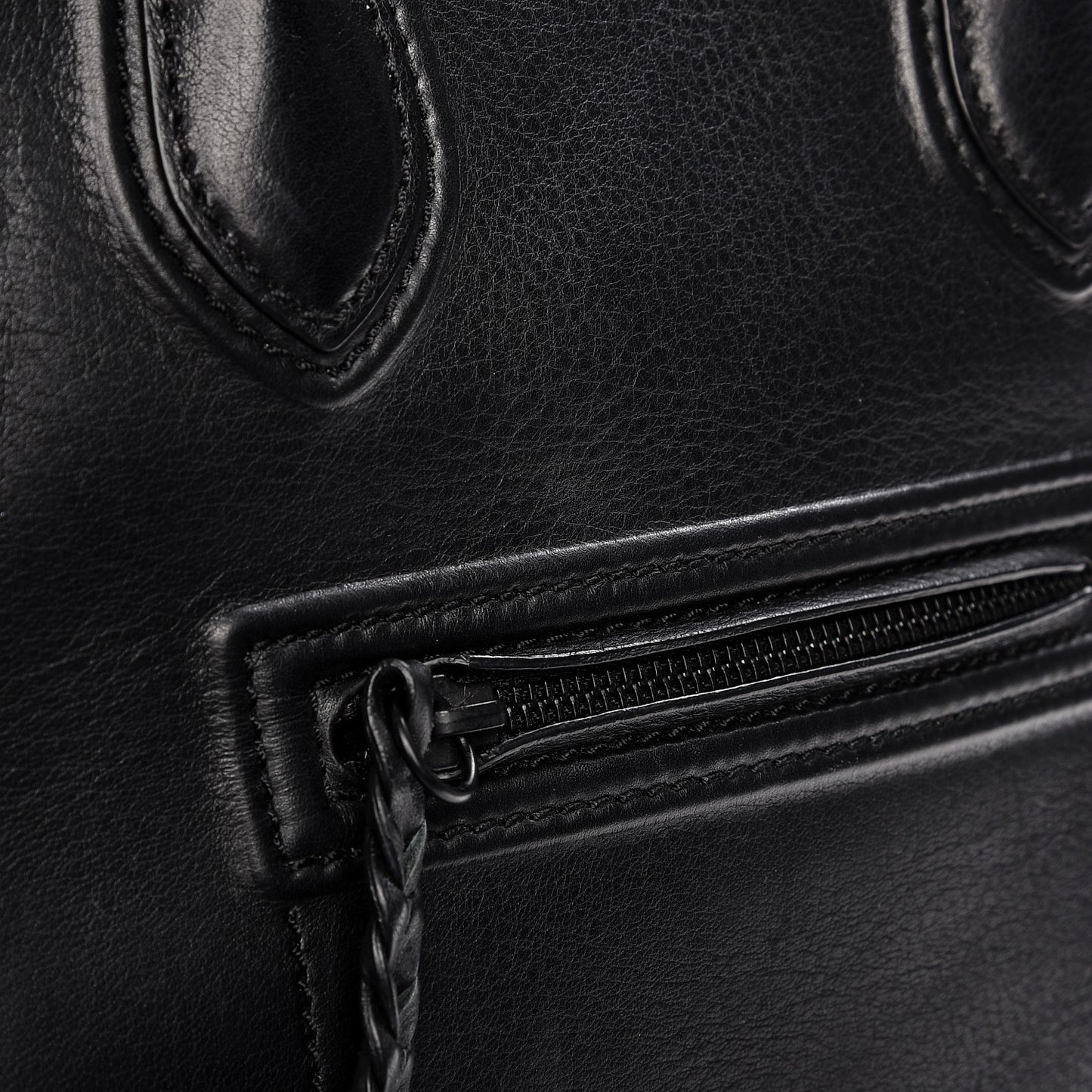 Supple Calfskin Medium Phantom Luggage Black