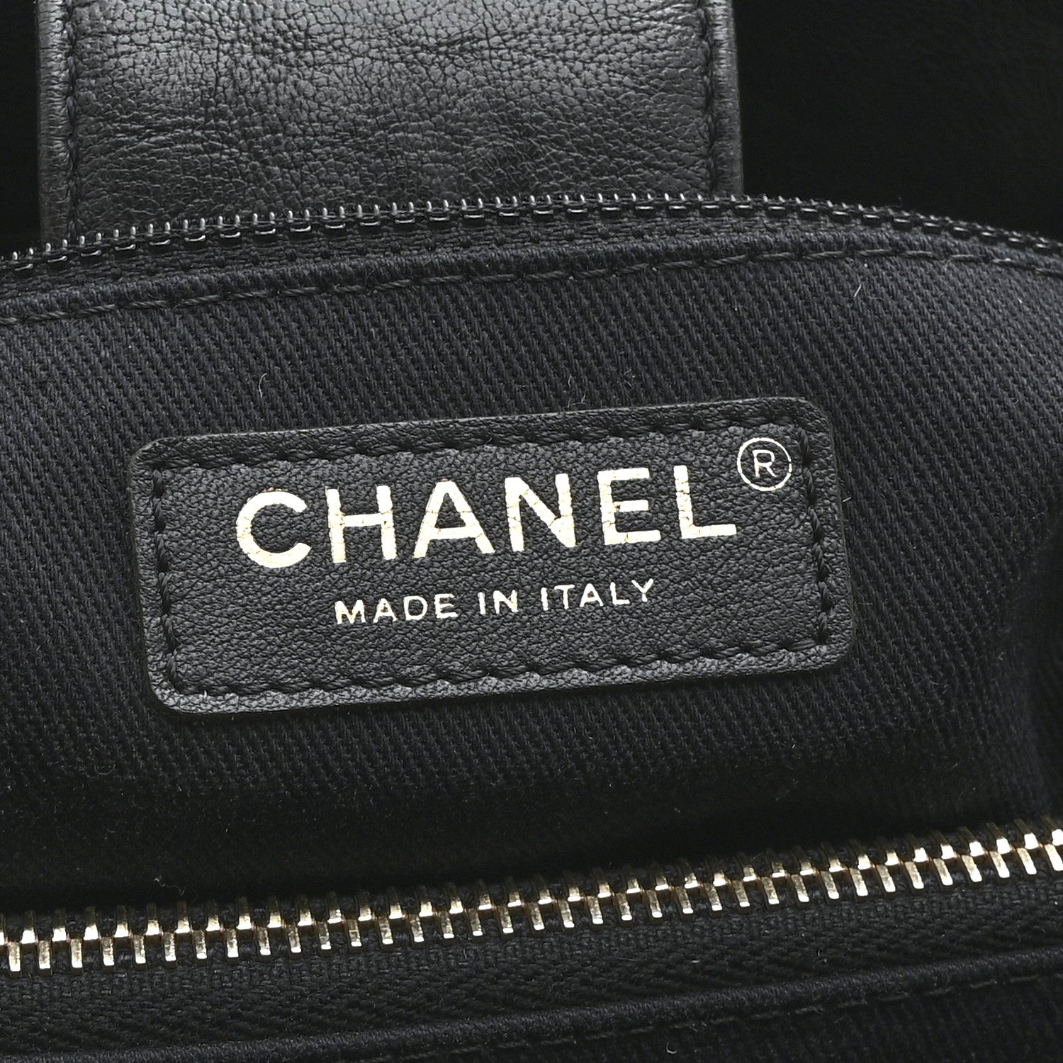 Chanel Wrinkled Lambskin Chevron Quilted Surpique Tote Black 6 of 10