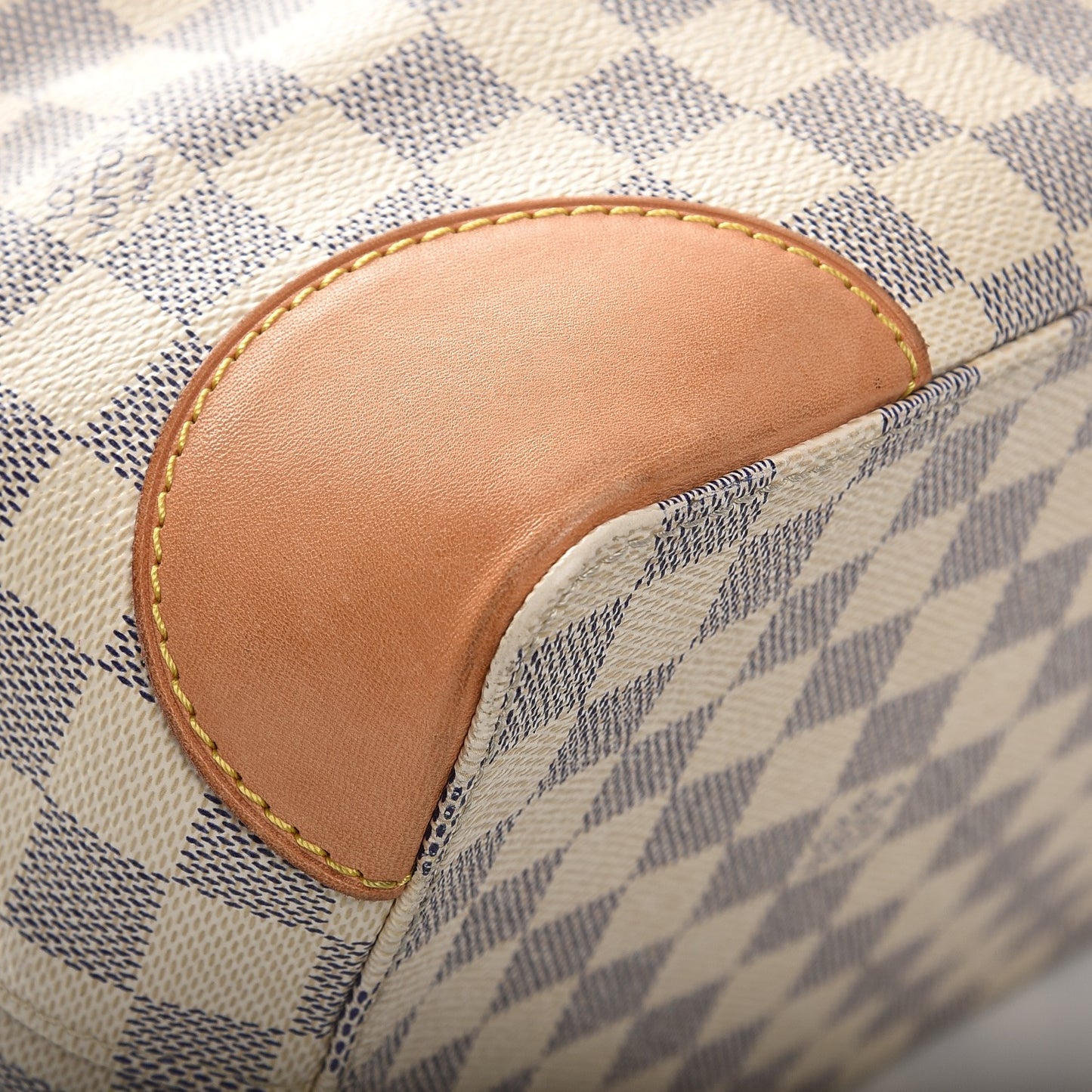 Damier Azur Hampstead MM