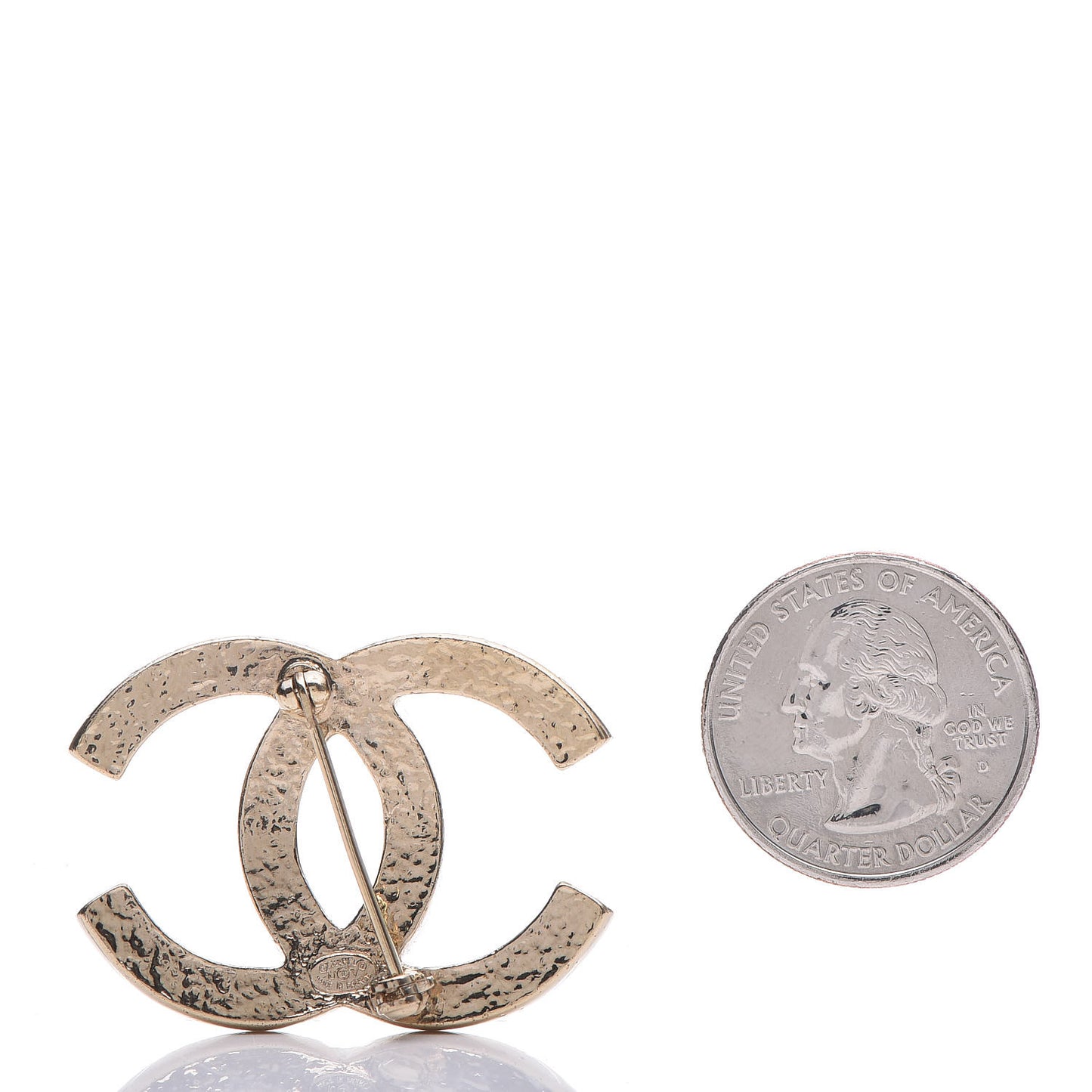 Pearl CC Brooch Pin Gold