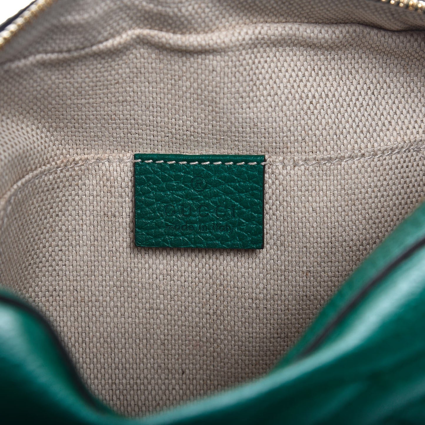 Pebbled Calfskin Small Soho Disco Bag Emerald Green
