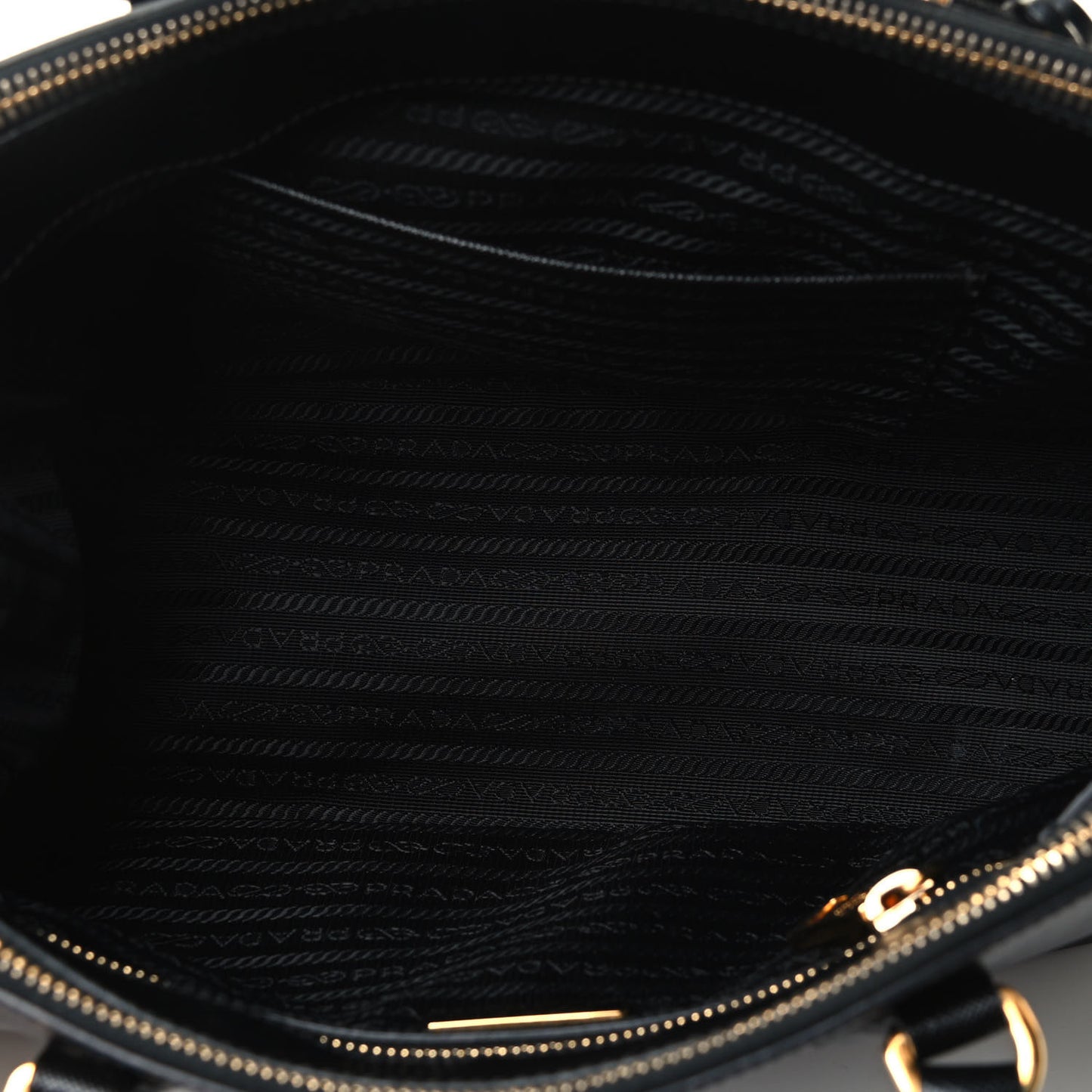 Saffiano Small Galleria Double Zip Tote Black