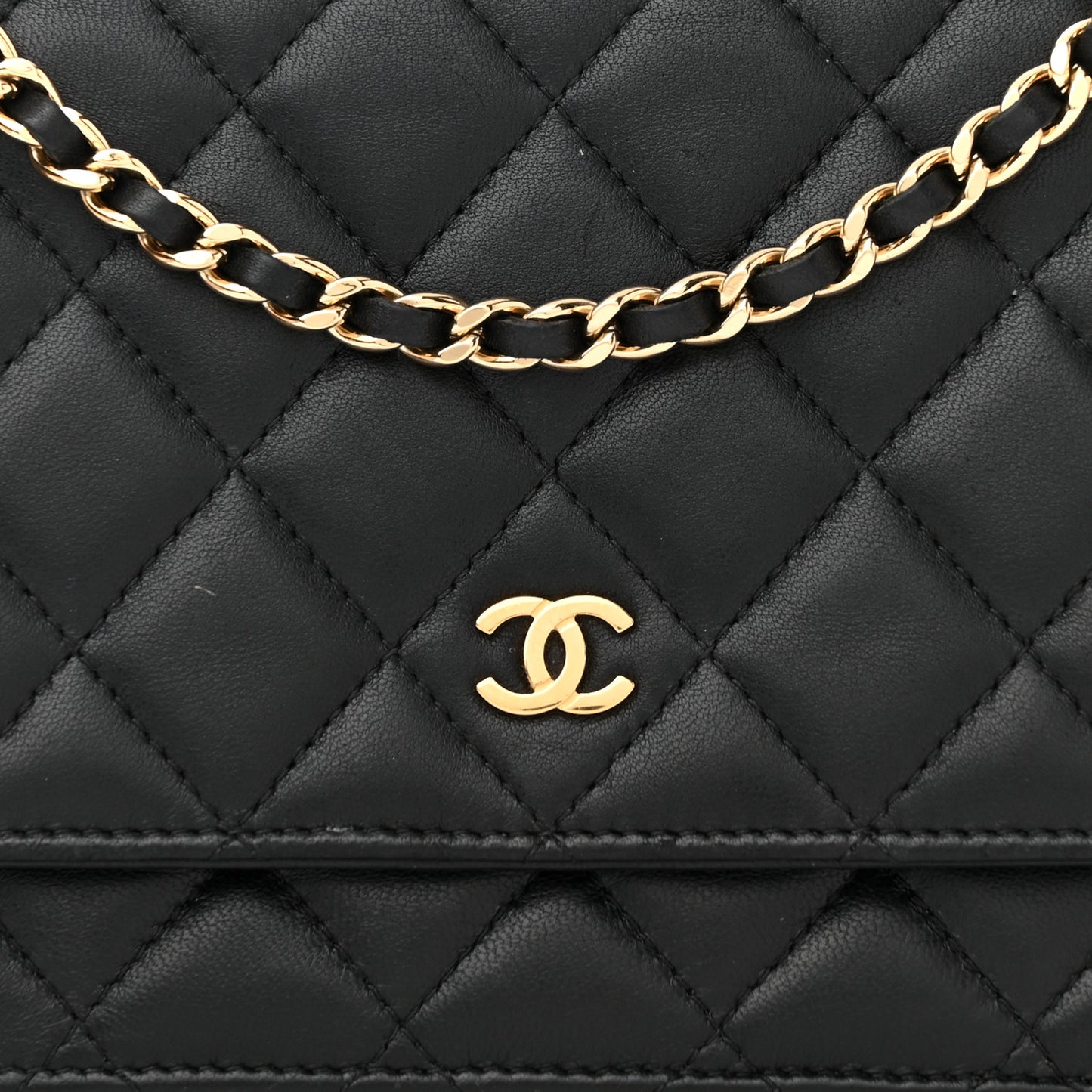 Lambskin Quilted Wallet On Chain WOC Black