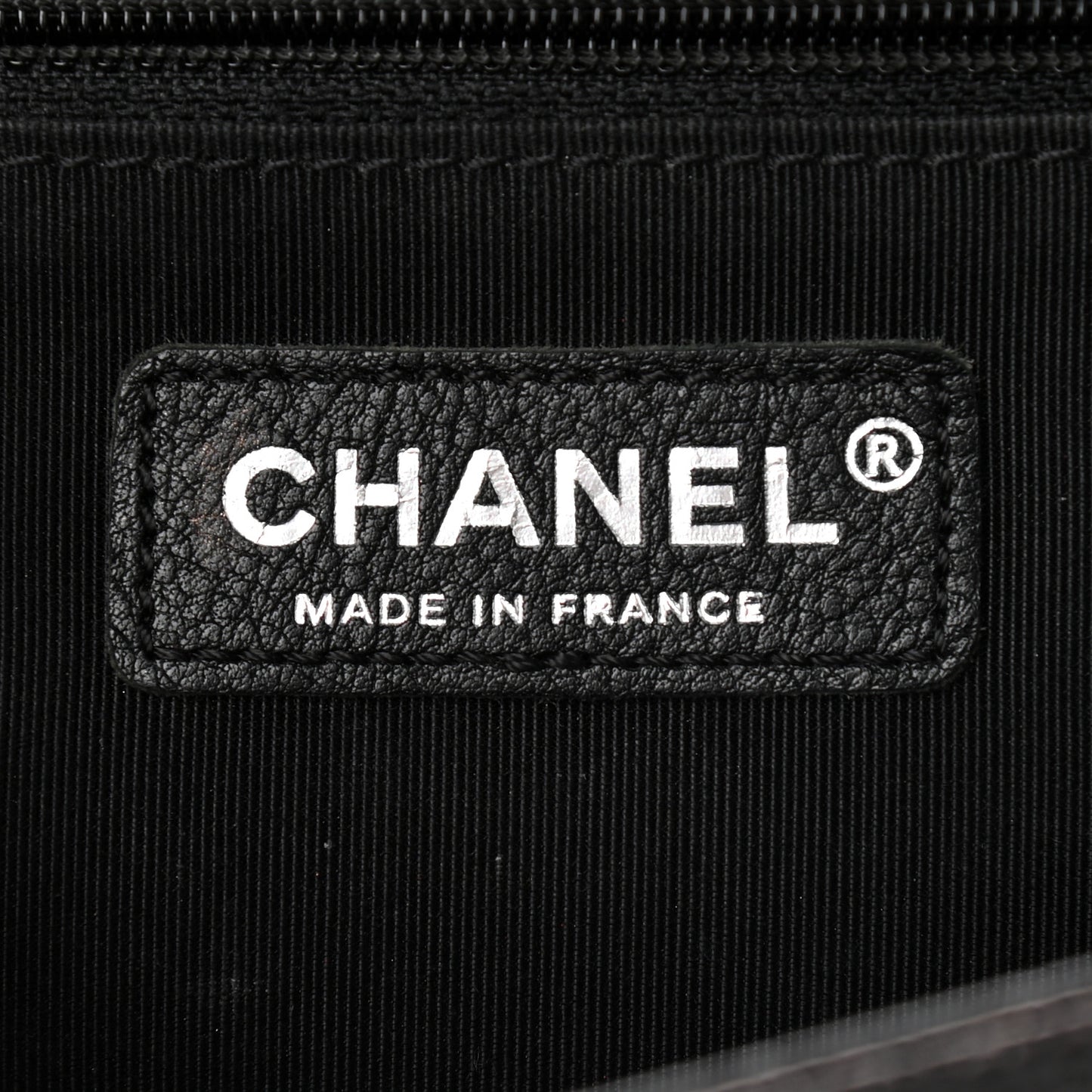 Caviar Quilted New Medium Boy Flap Black