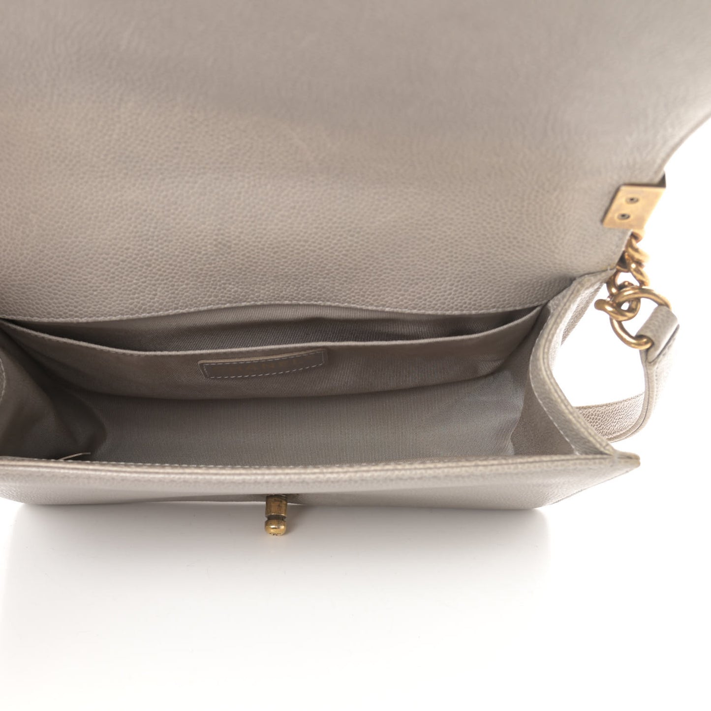 Caviar Quilted Medium Boy Flap Light Grey