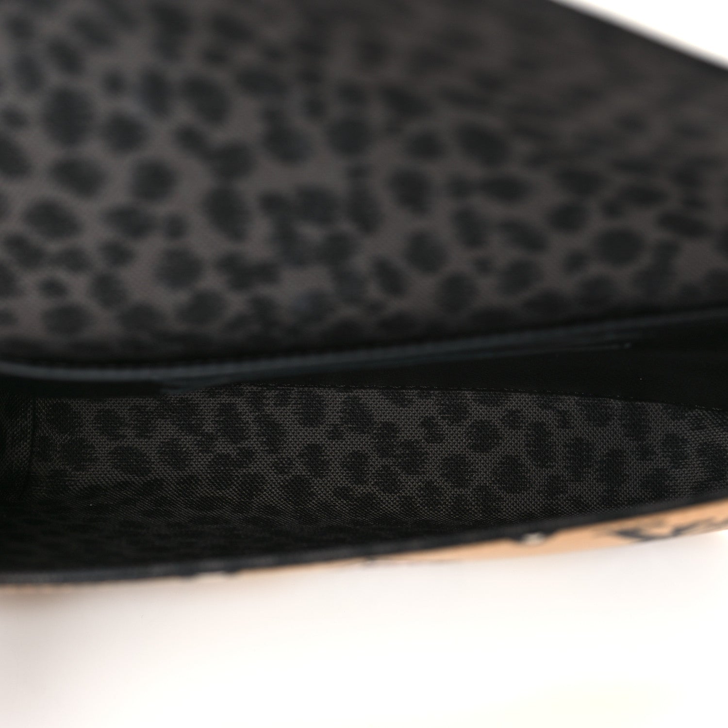 Louis Vuitton Monogram Wild At Heart Felicie Strap & Go Arizona Creme 5 of 8