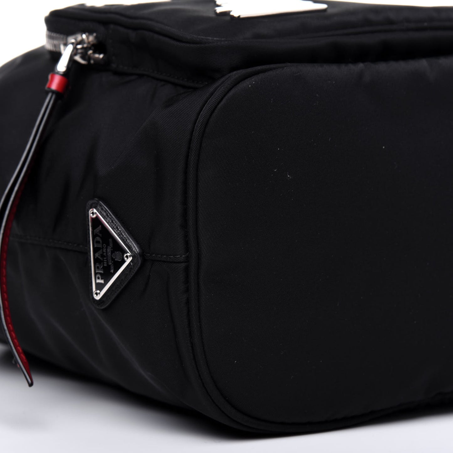 Tessuto Nylon Saffiano Smalto Mini Bucket Crossbody Bag Black