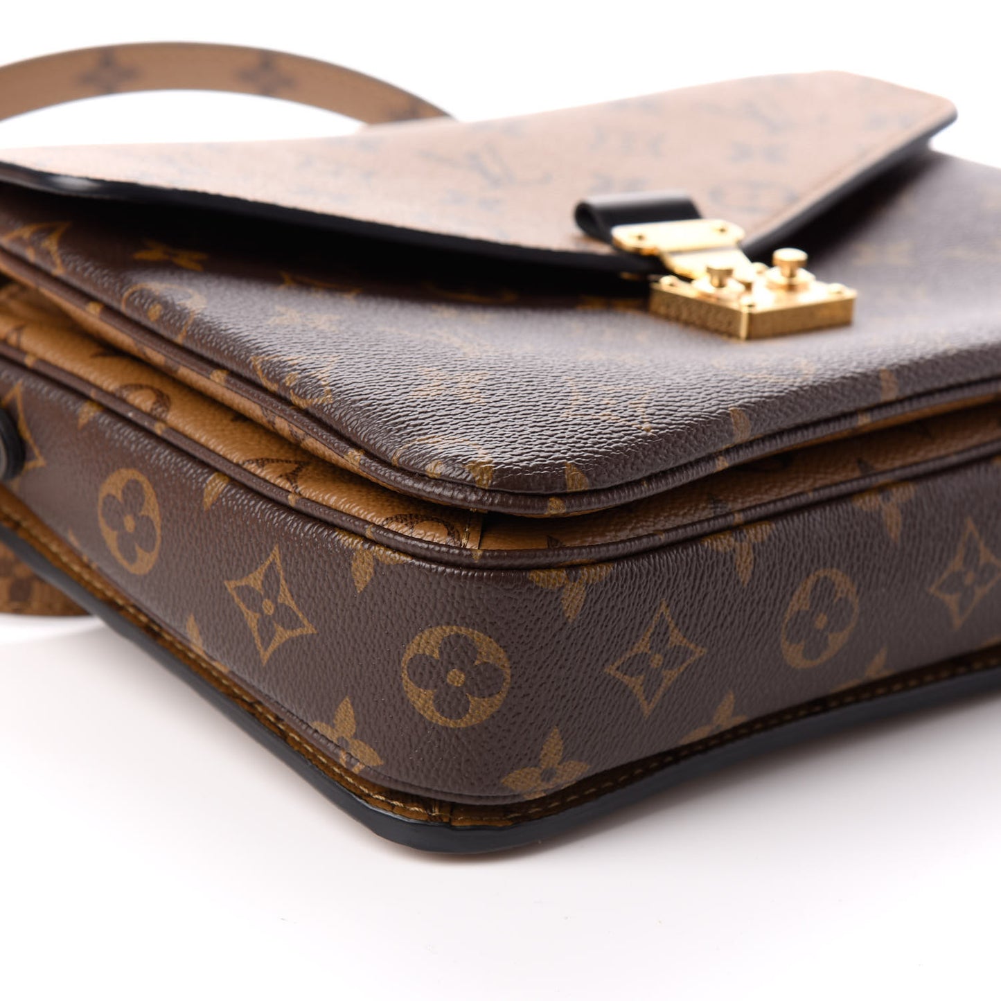 Reverse Monogram Pochette Metis