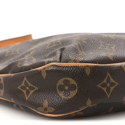 Louis Vuitton Monogram Odeon PM 9 of 10