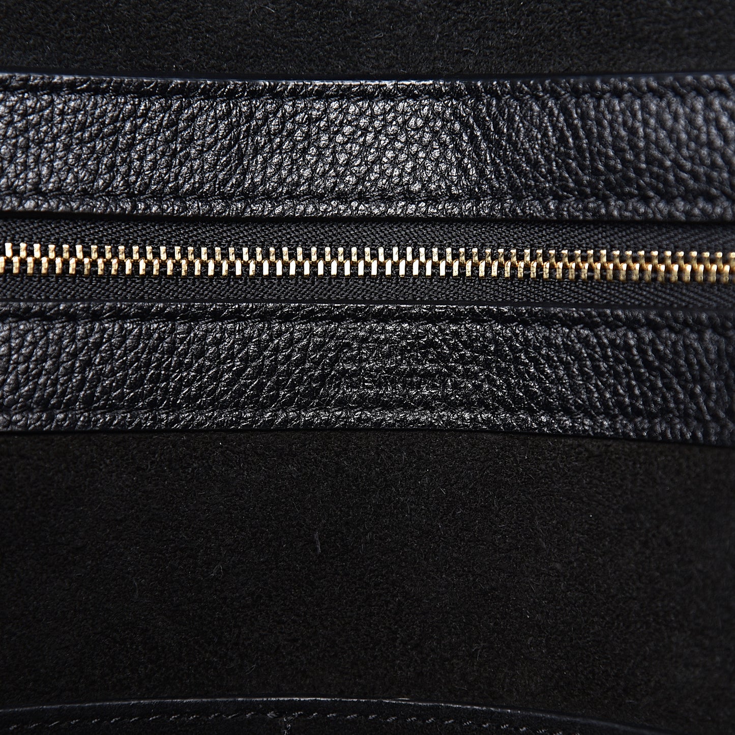 Soft Grained Calfskin Small Belt Cabas Phantom Black
