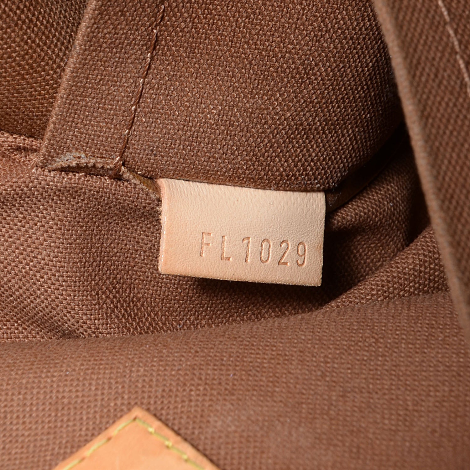 Louis Vuitton Monogram Popincourt Haut 7 of 7