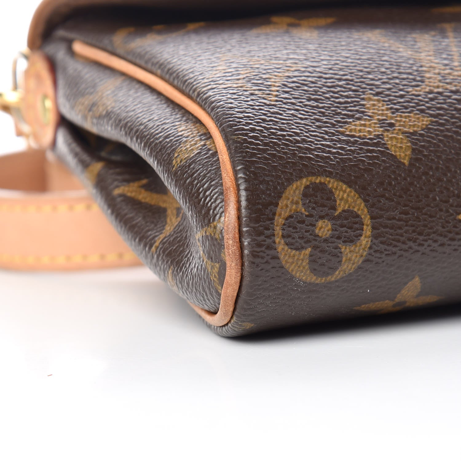 Louis Vuitton Monogram Pochette Friendly S 9 of 11