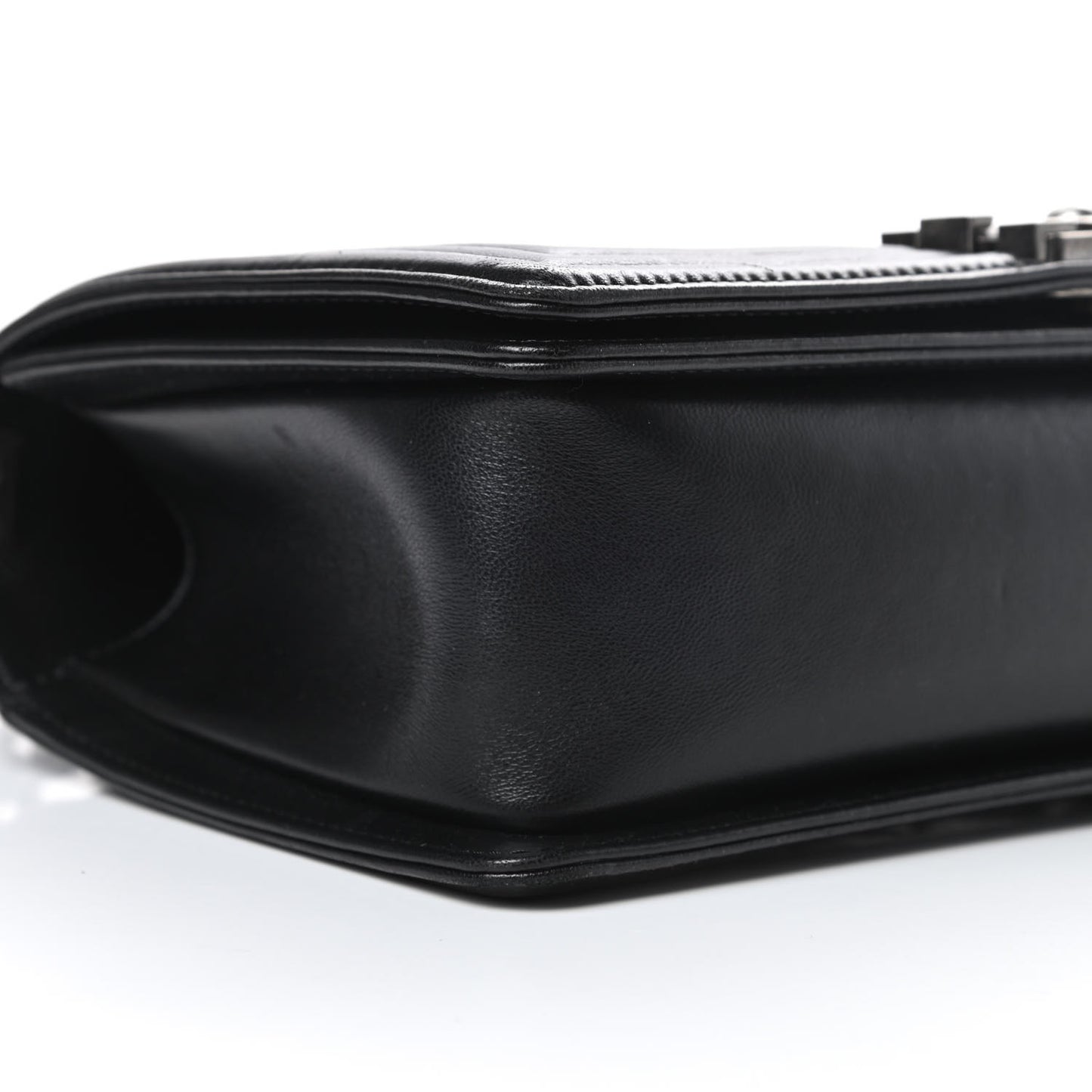 Lambskin Quilted Medium Boy Flap Black