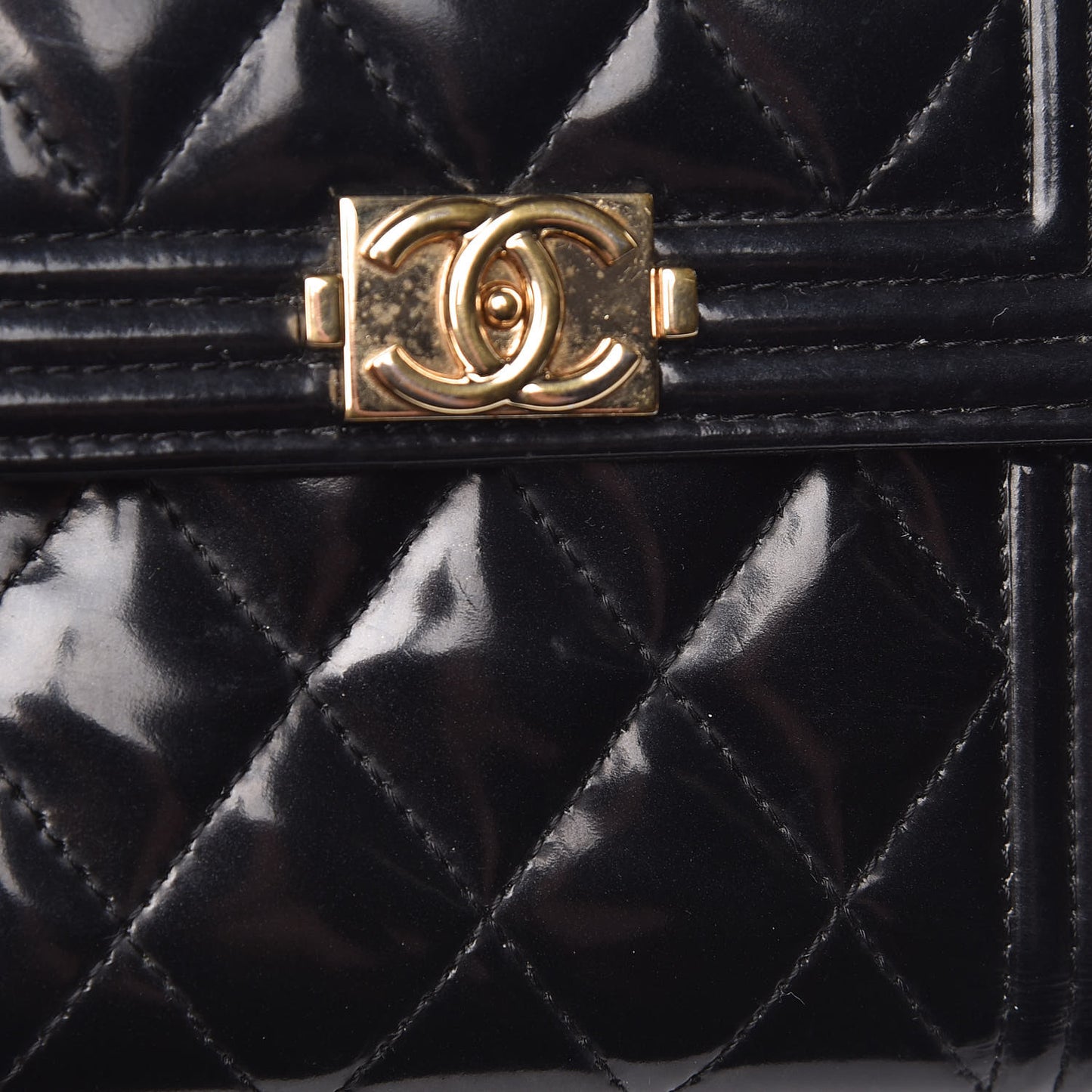 Patent Quilted Compact Boy Wallet Black
