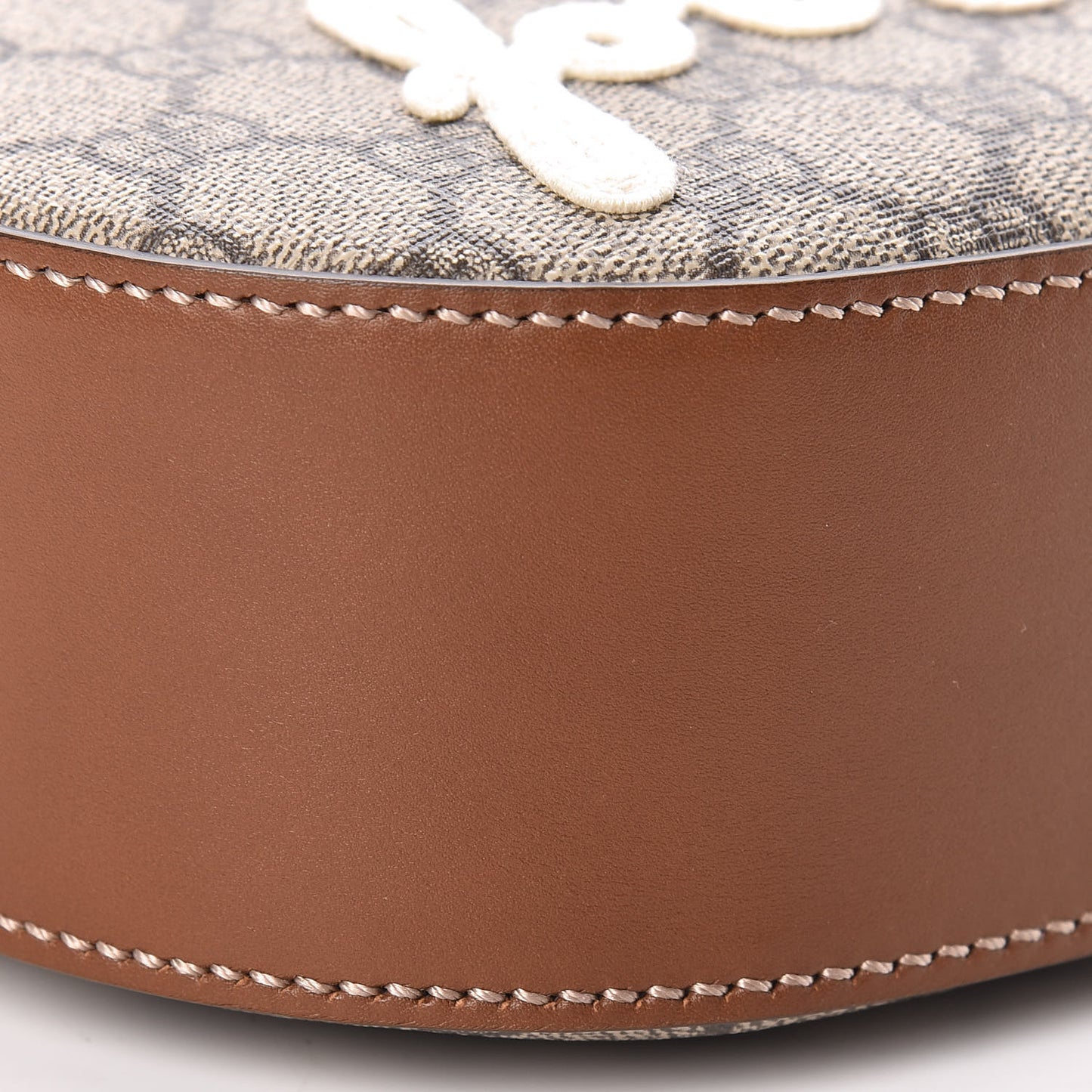 GG Supreme Monogram Blind For Love Embroidered Mini Chain Shoulder Bag Beige Tuscany