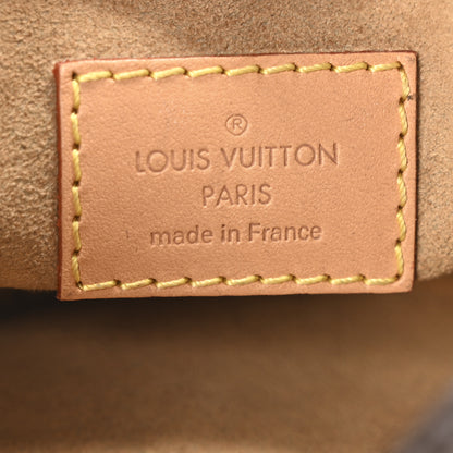 Louis Vuitton Monogram Loop 6 of 10