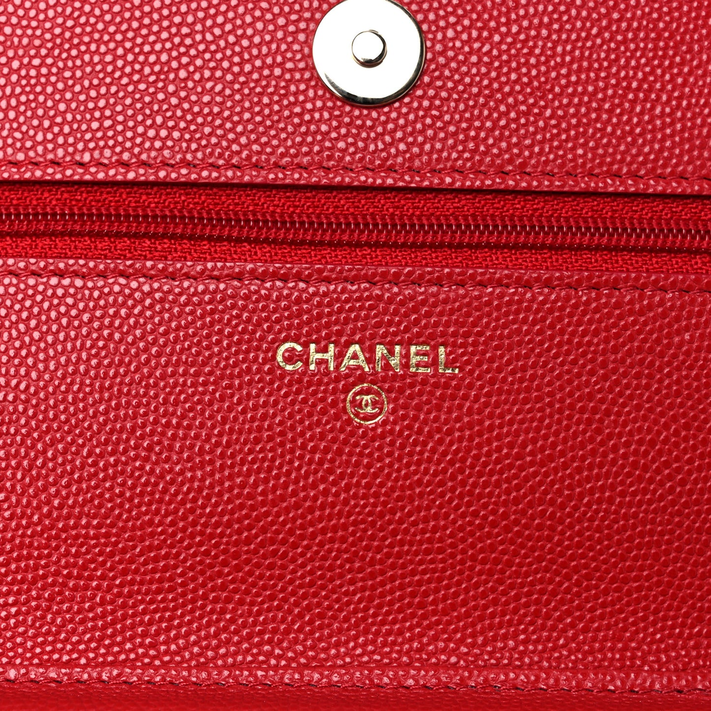 Caviar Quilted Wallet On Chain WOC Red