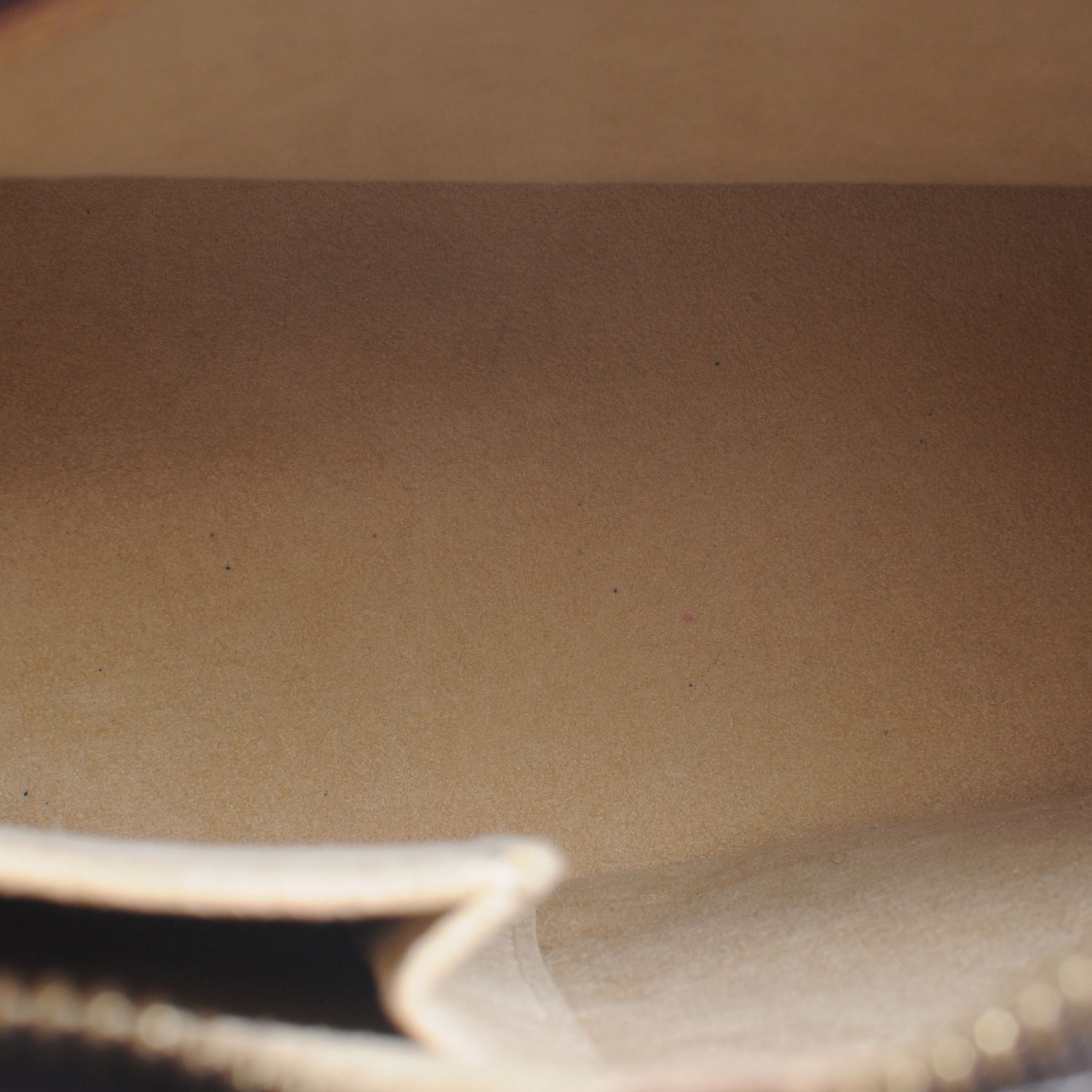 Louis Vuitton Monogram Looping MM 5 of 7