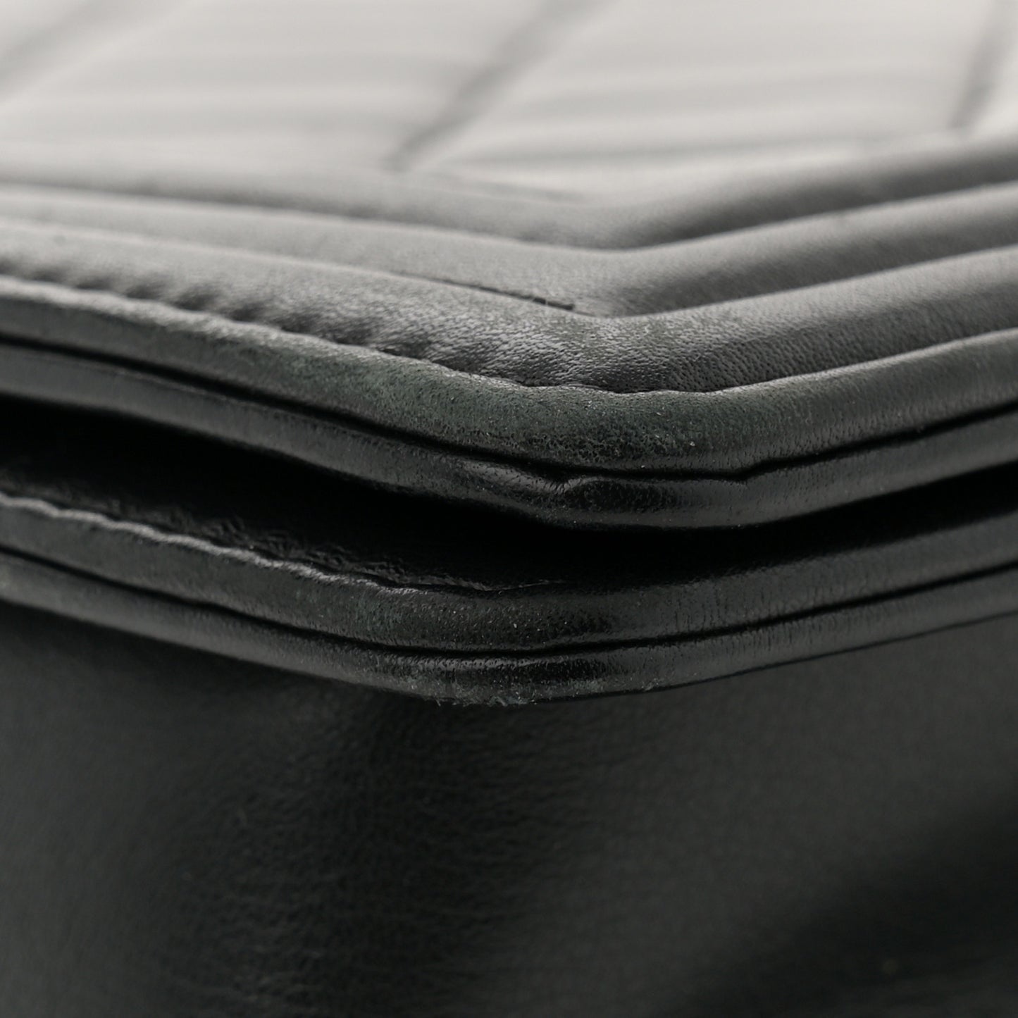 Lambskin Quilted Medium Boy Flap Black