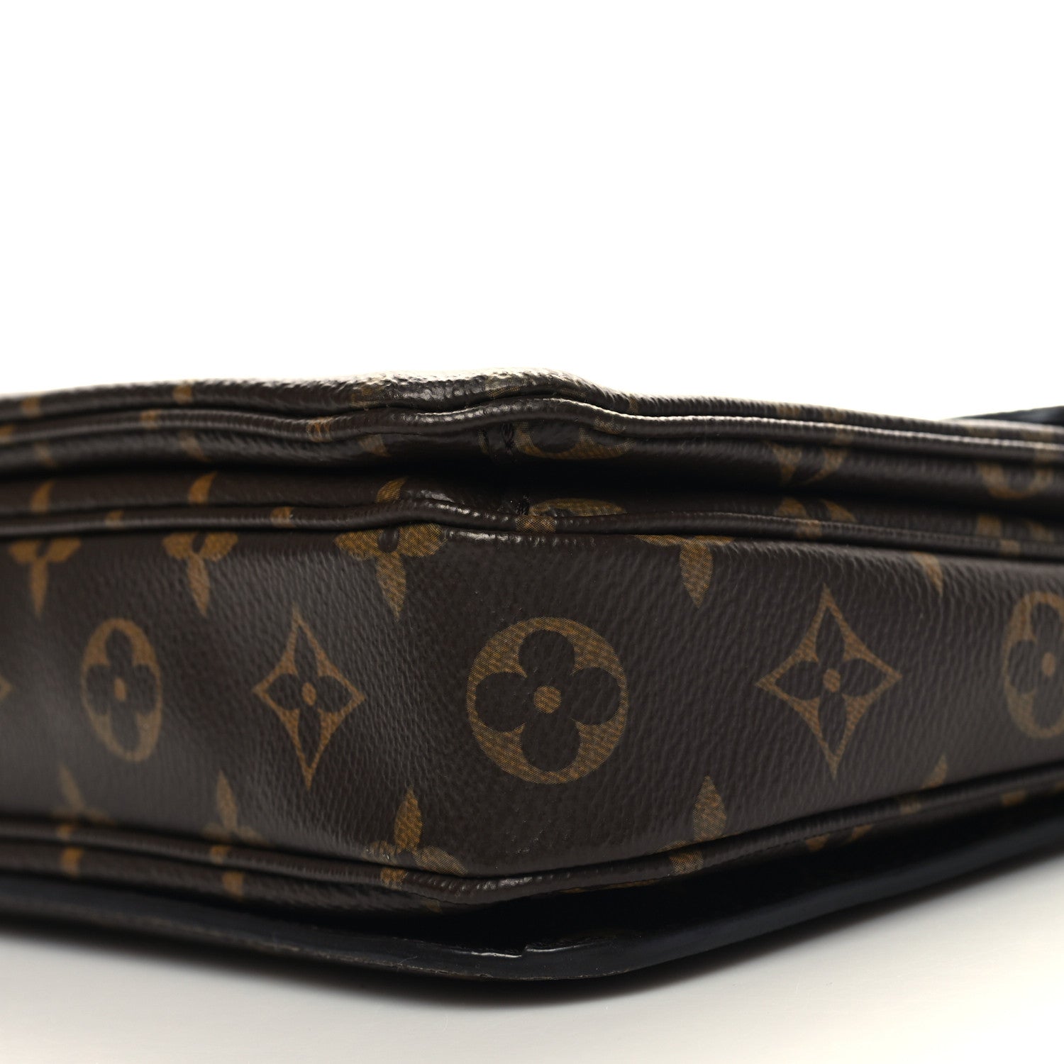 Louis Vuitton Monogram Pochette Metis 11 of 12