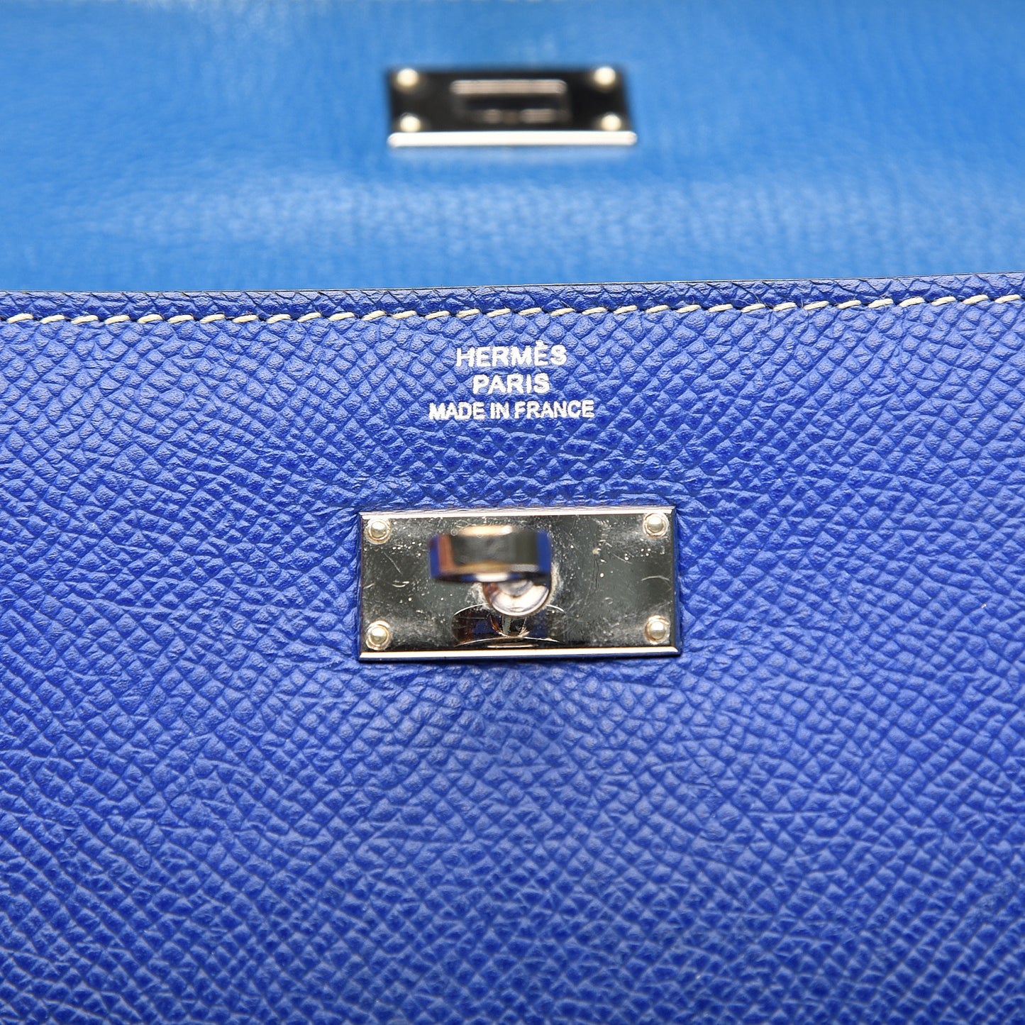 Epsom Kelly Longue Wallet Bleu Electrique Cobalt