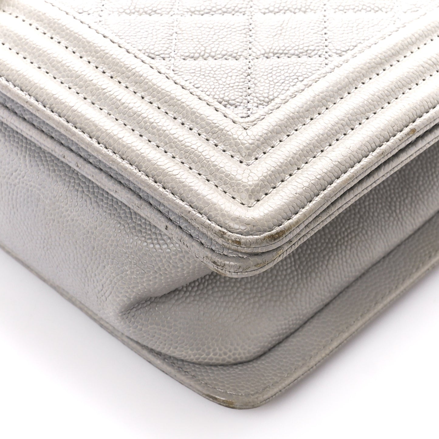 Caviar Quilted New Medium Boy Flap Grey