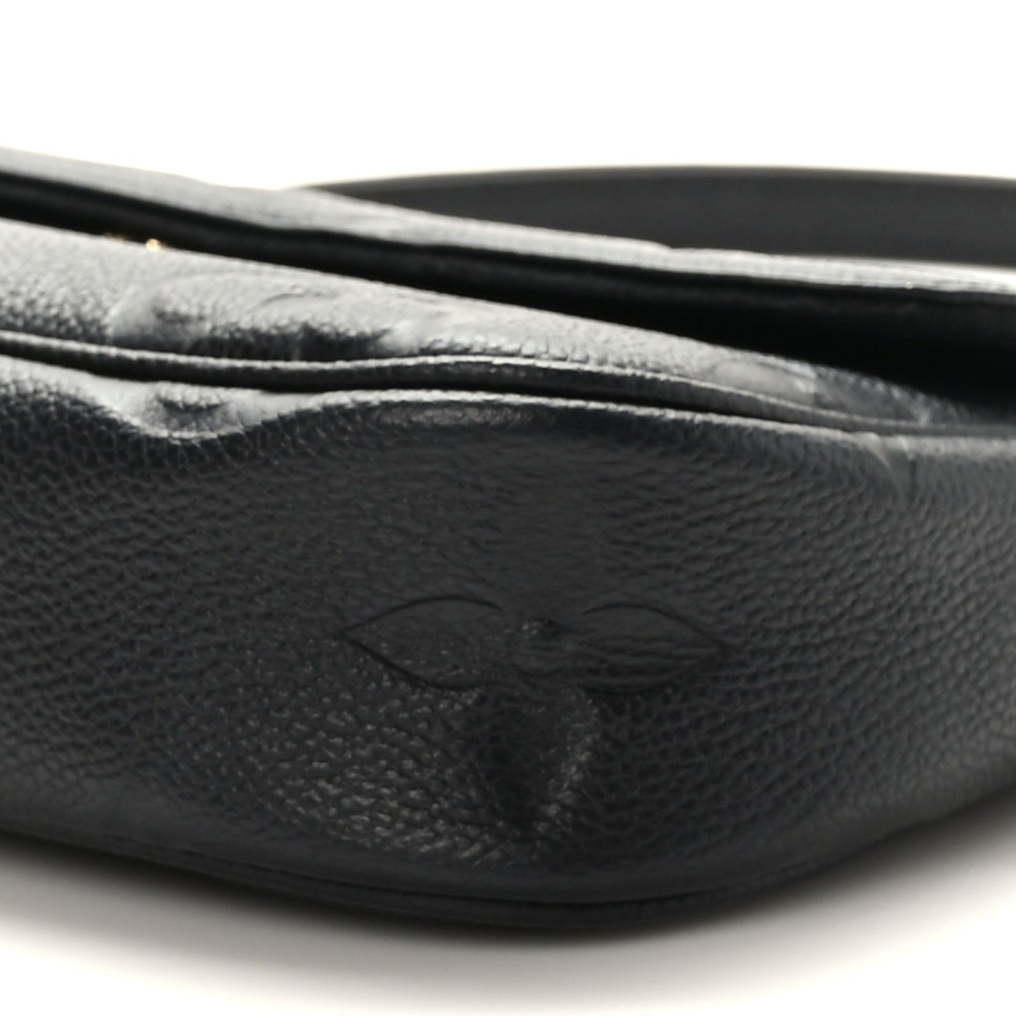 Empreinte Monogram Giant Ivy Wallet On Chain Black