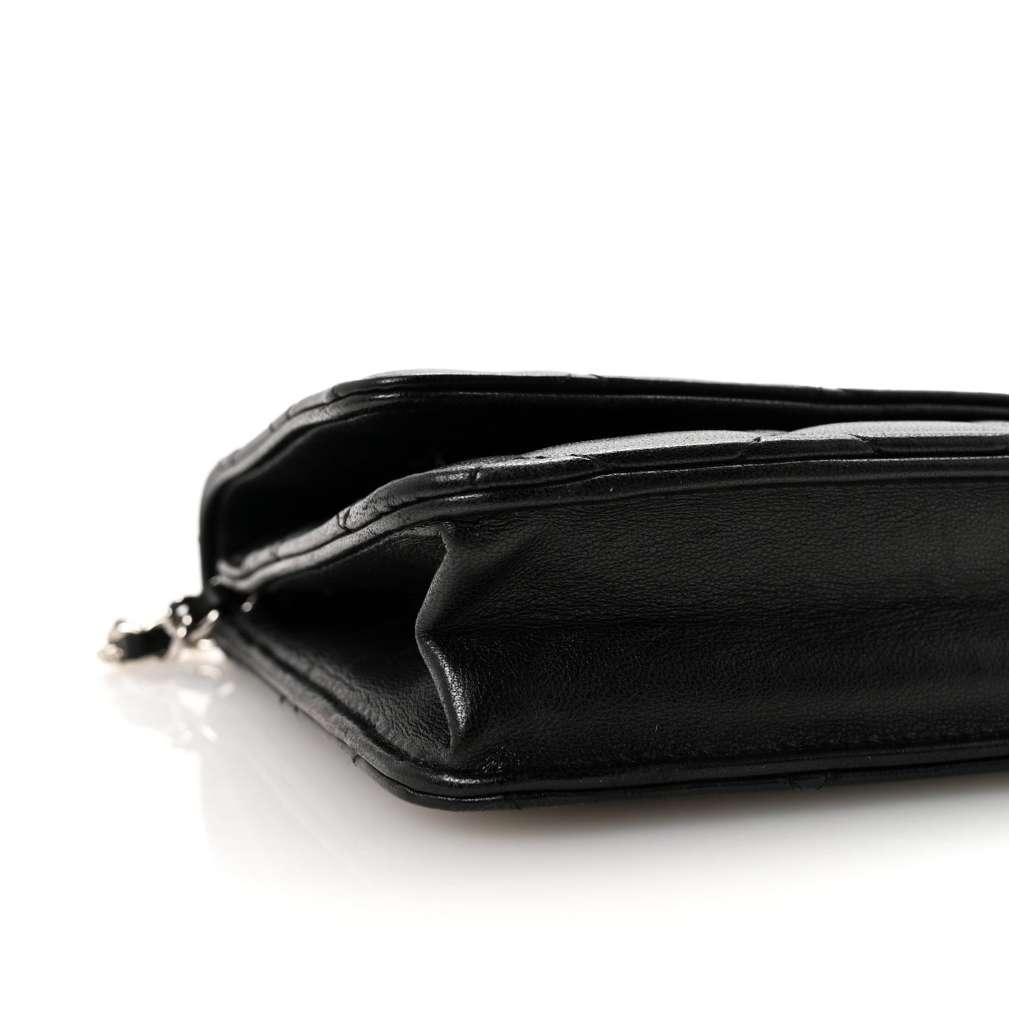 Lambskin Quilted Wallet On Chain WOC Black