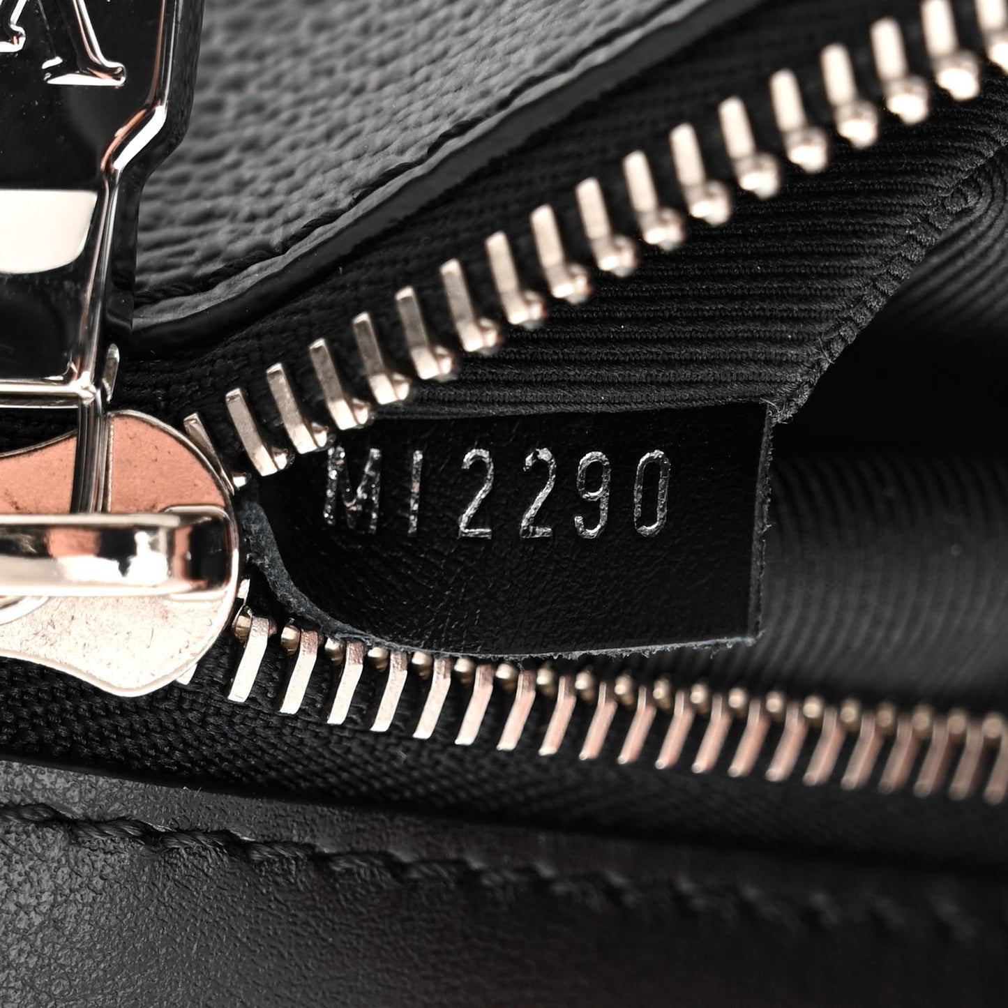 Damier Graphite Campus Bumbag Black