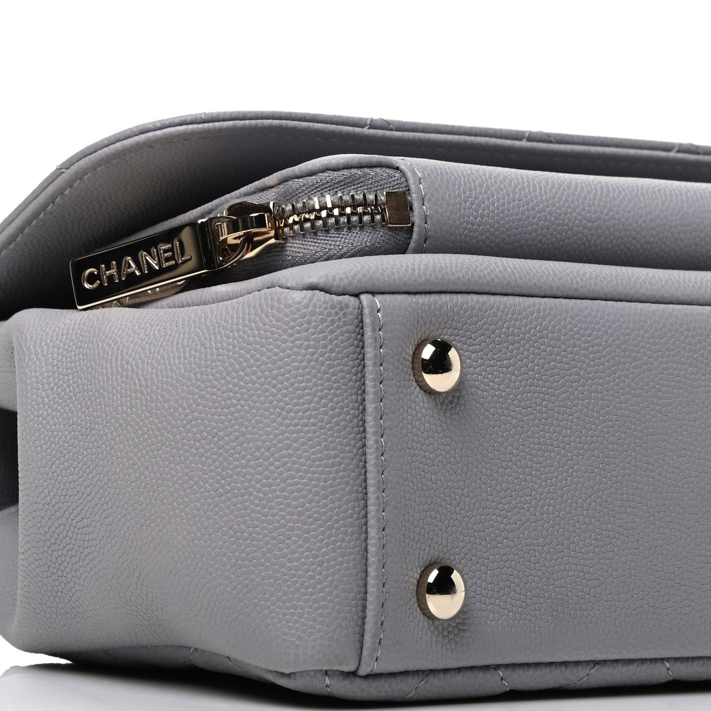 Caviar Quilted Small Business Affinity Flap Grey